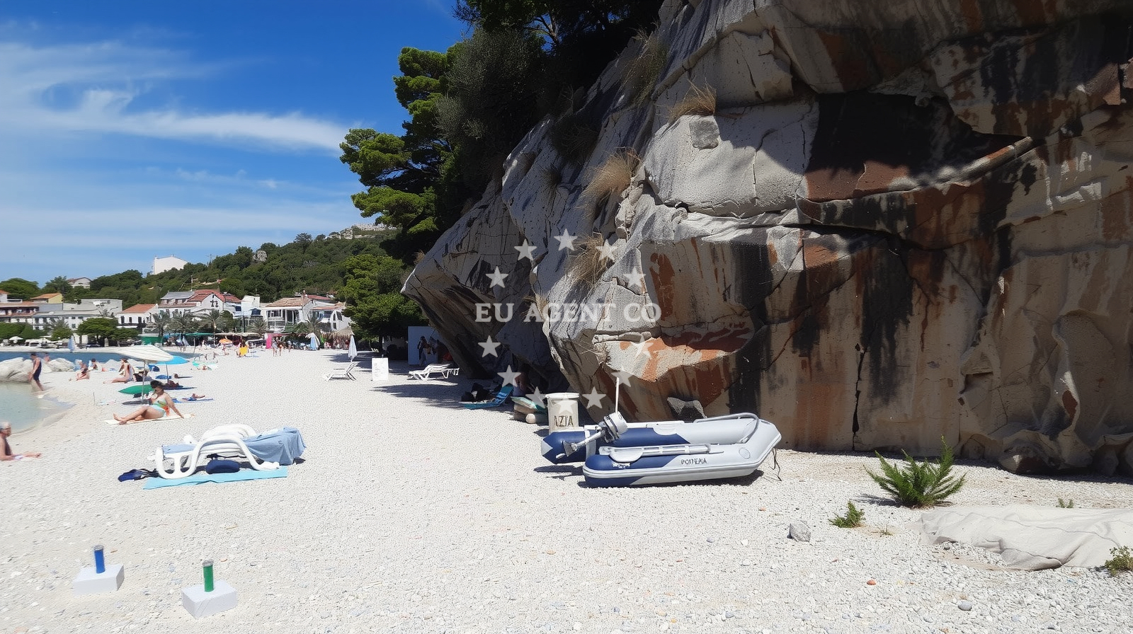Shoreline and swimming area at Zal beach in Bratuš 18, Promajna