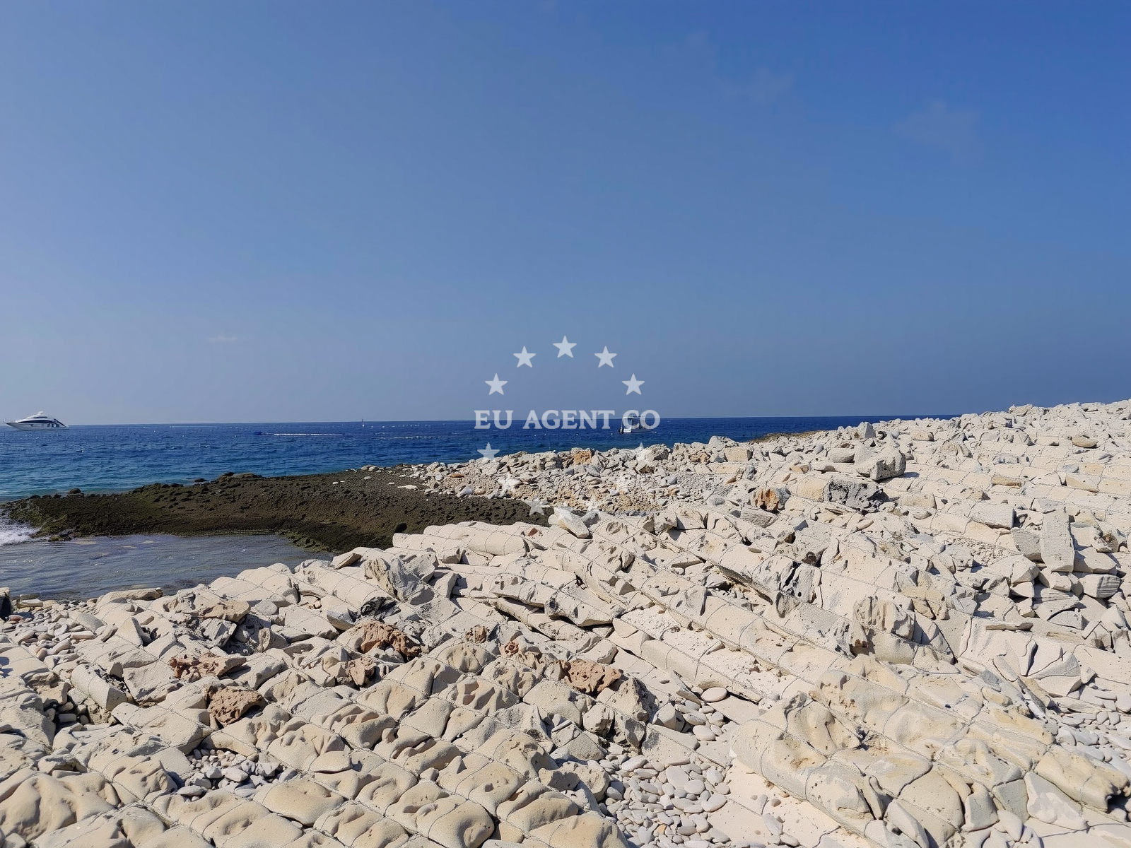 Additional view of Zaline Beach in Kanica 213 A, Zaglavice