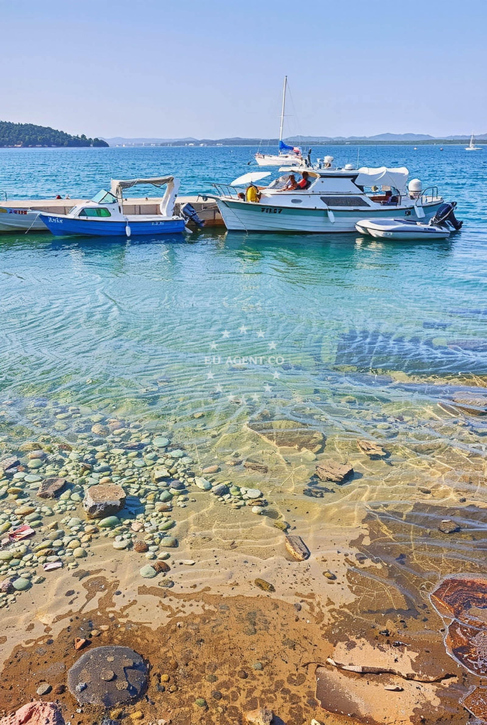 Sea and coastal view of Žalo Marina, Zlarin (Zlarin) in Žalo Marina