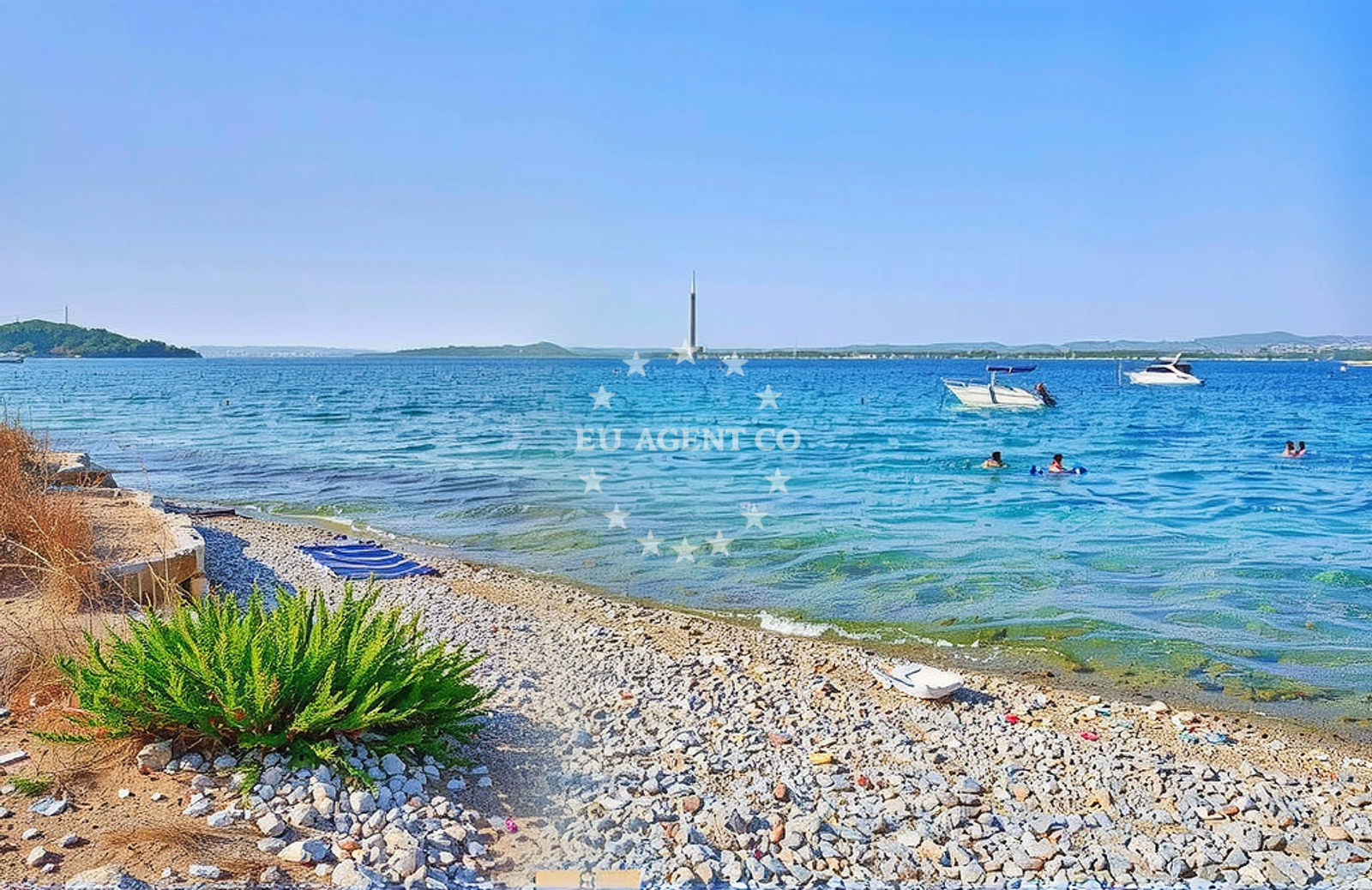 Beach facilities and surroundings at Žalo Marina, Zlarin (Zlarin) in Žalo Marina