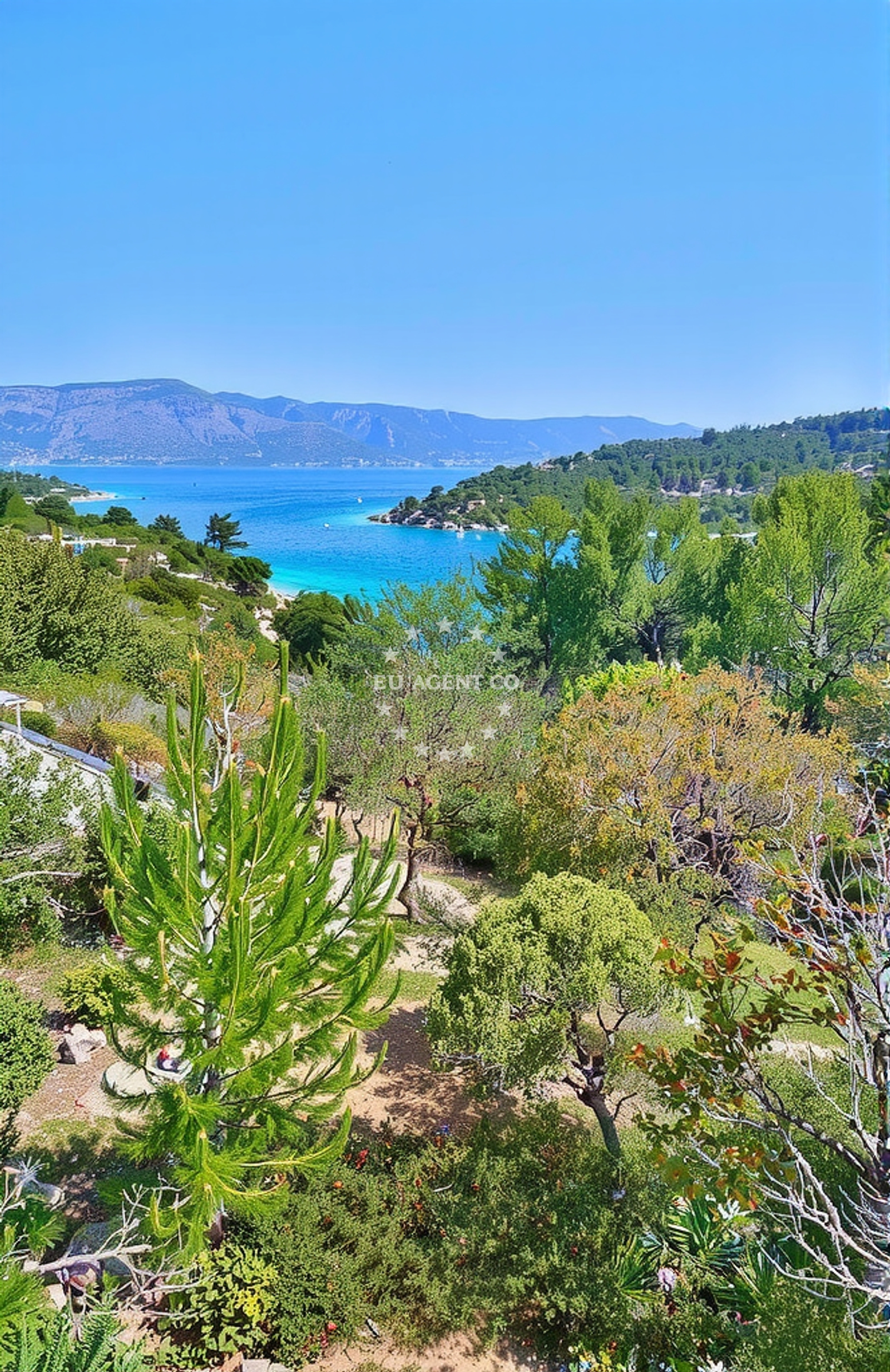 Additional view of Zhukova beach in Rudina 156, Stari Grad