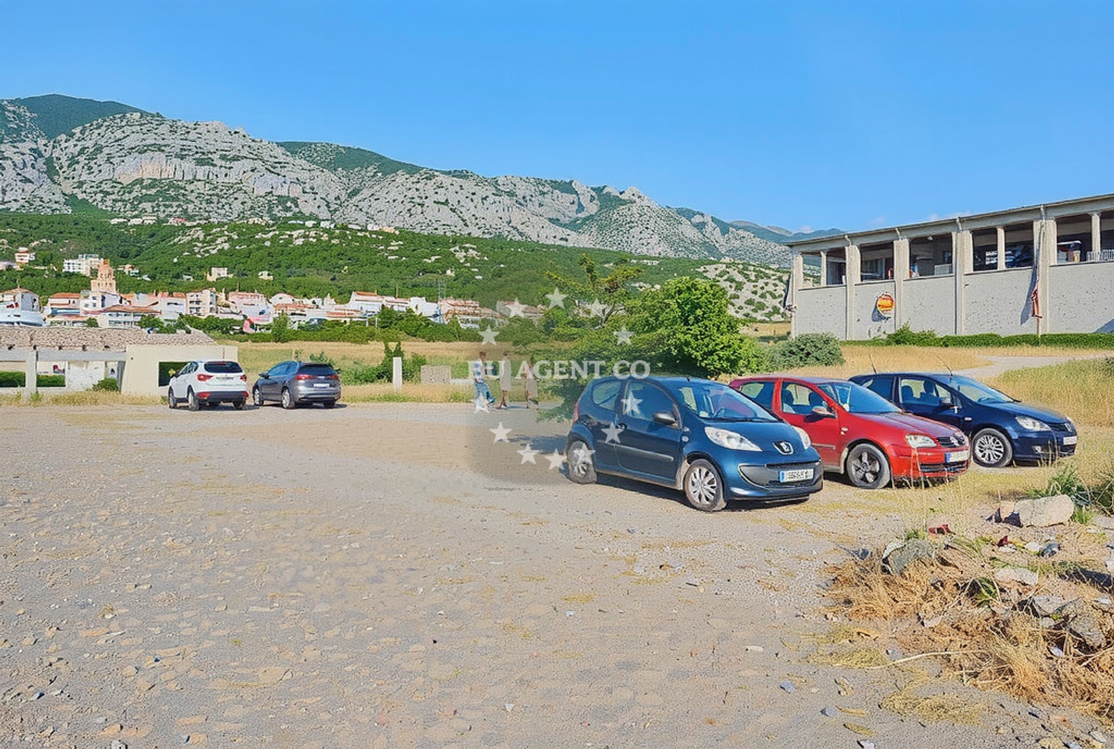 Beach facilities and surroundings at Žičara sredina, Stinica in Žičara sredina