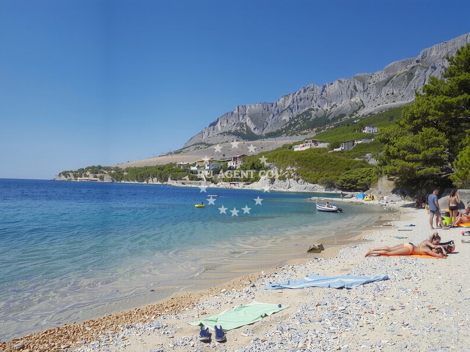 Overview of Zicova Riva beach in Ivašnjak I, Lokva Rogoznica