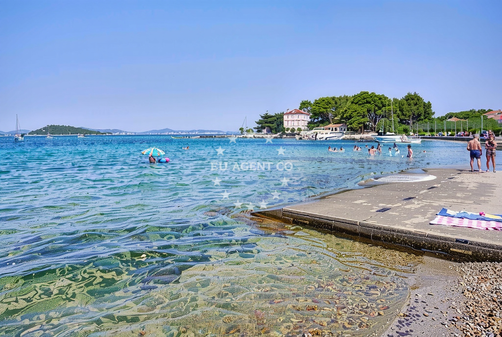 Additional view of Zlarin (Zlarin): beaches and coves (17) in Zlarin (Zlarin)