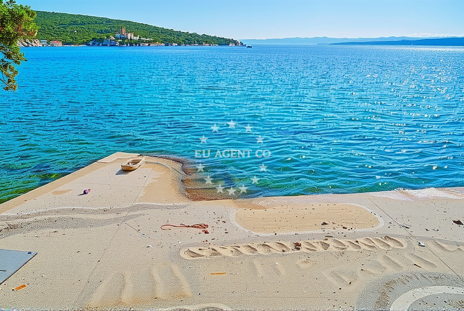 Shoreline and swimming area at Zubizemlja, Punat (Krk) in Zubizemlja
