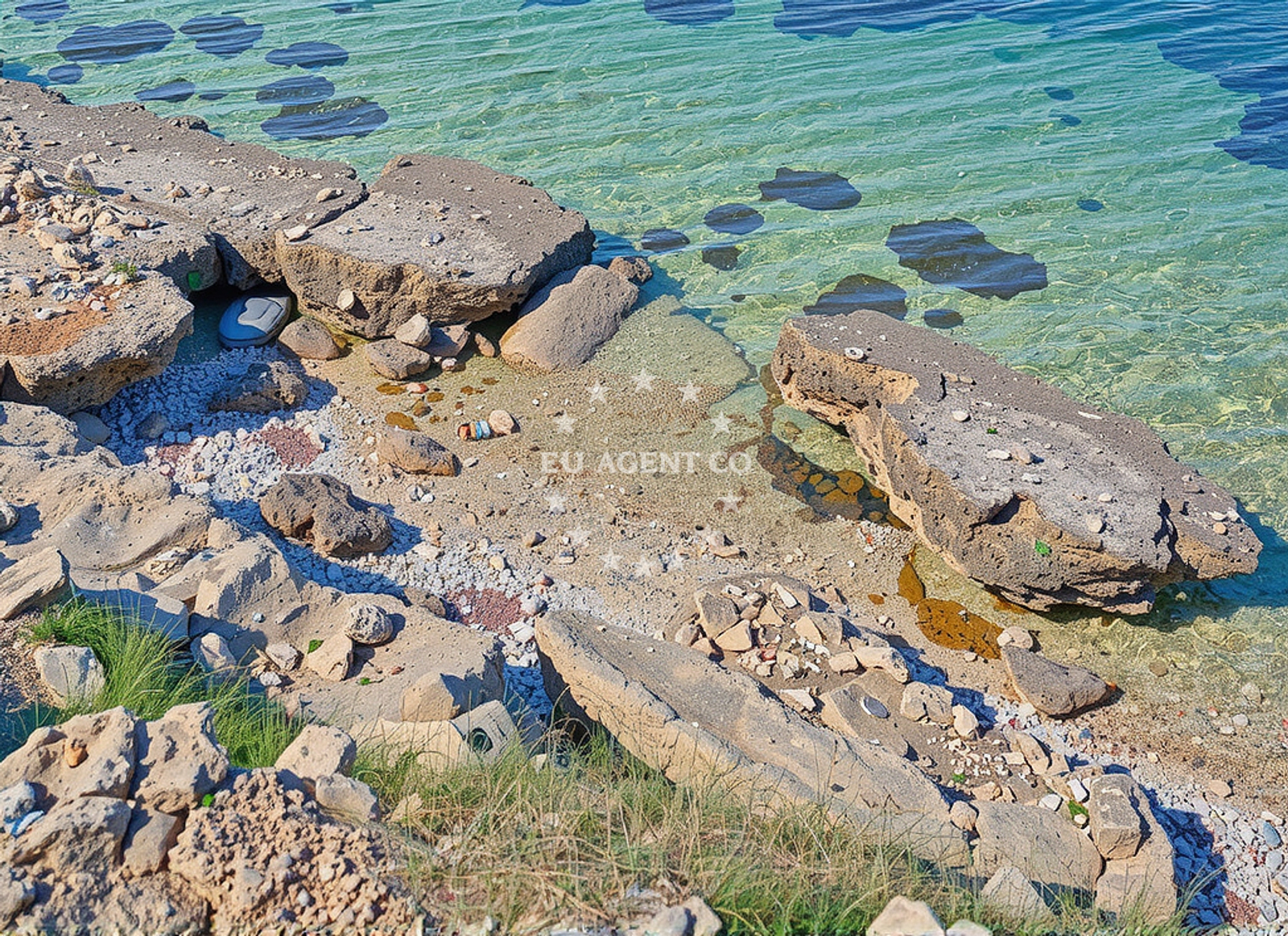 Sea and coastal view of Žuže sredina, Podgradina (Posedarje) in Žuže sredina
