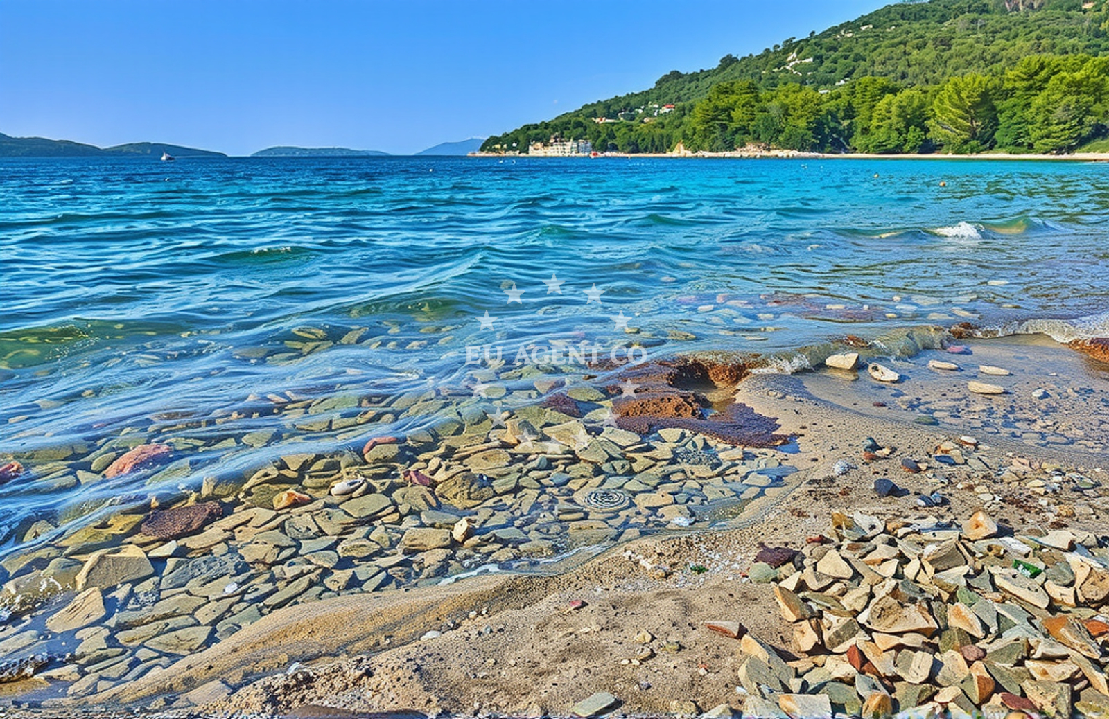 Shoreline and swimming area at Zverinac (Zverinac): beaches and coves (6) in Zverinac (Zverinac)