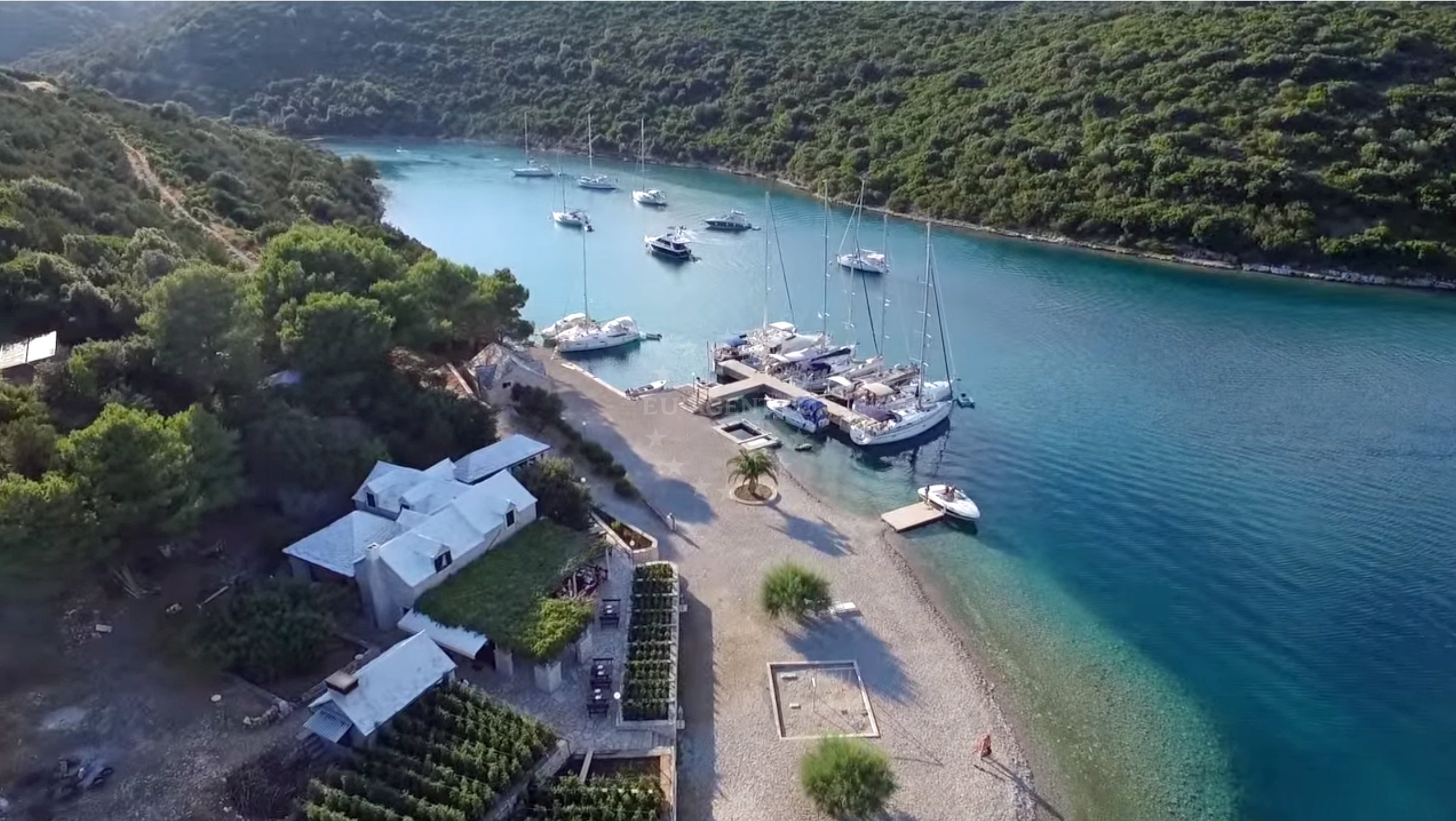 Restaurant Pipo Jetty in Luka Bay, Brač, Croatia