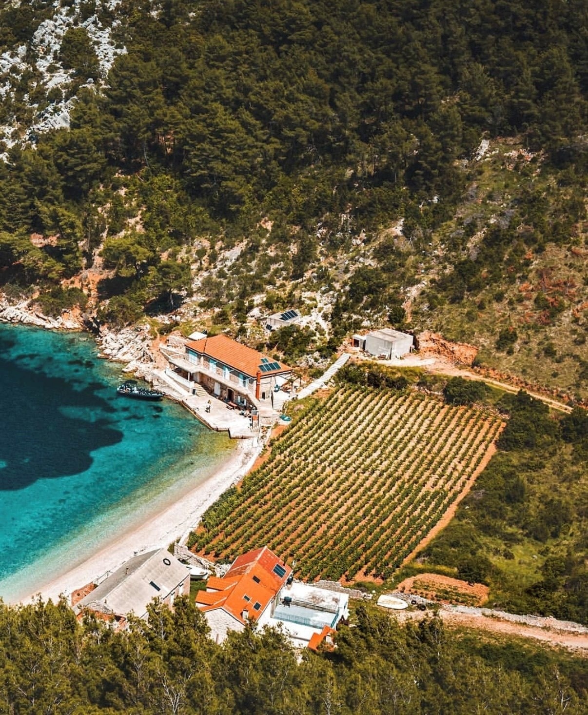 Lučišće Bay with mooring buoys and fine-grained shoreline, Brusje, Hvar