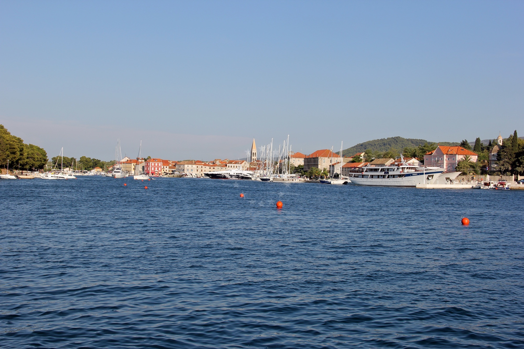 Stari Grad Harbour near the buoy field