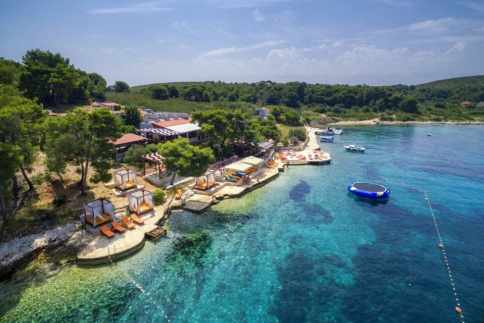 Yacht mooring buoys at Antonio Patak Restaurant, Marinkovac Island