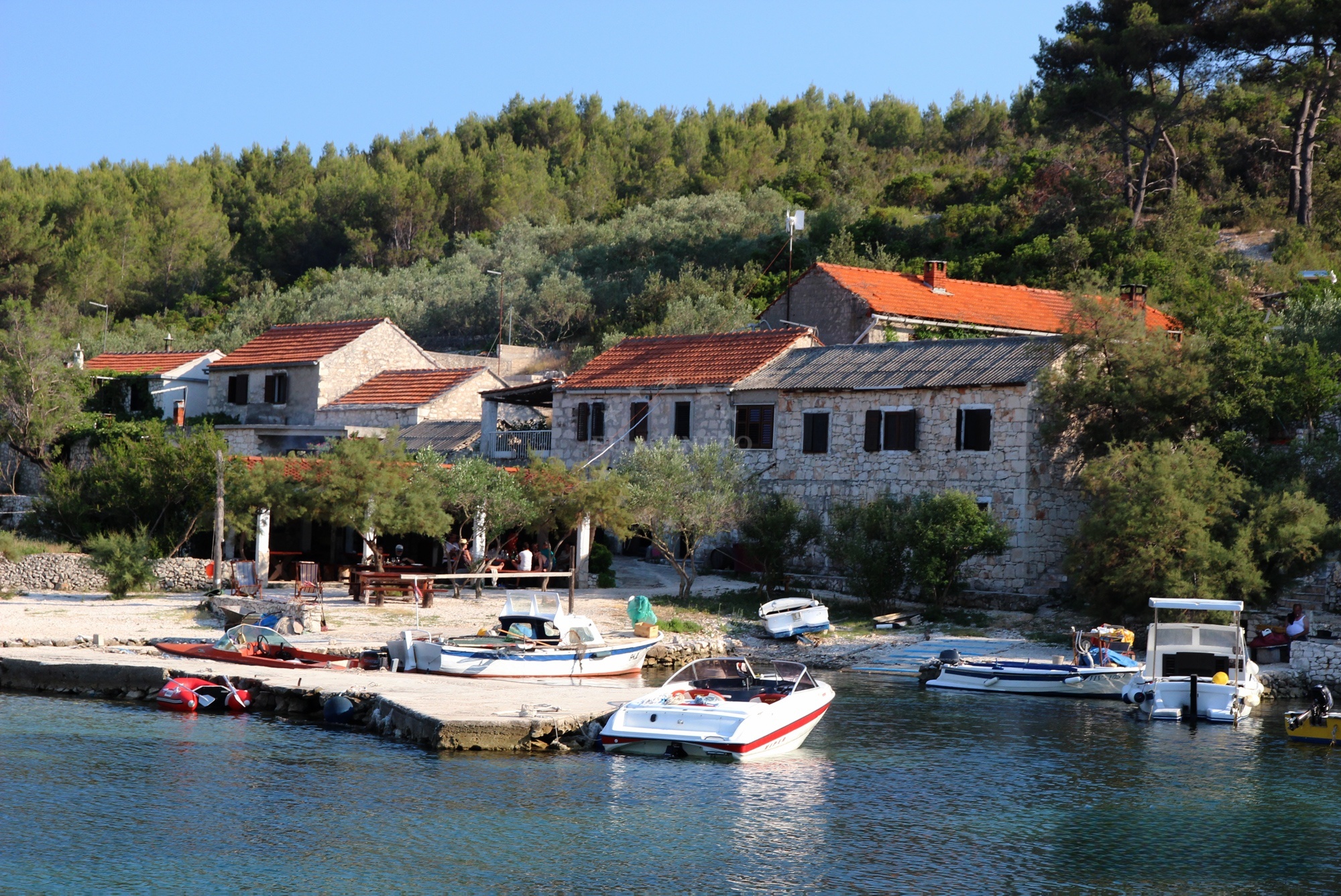Sustainable moorings near Konoba Mostir restaurant on Scedro