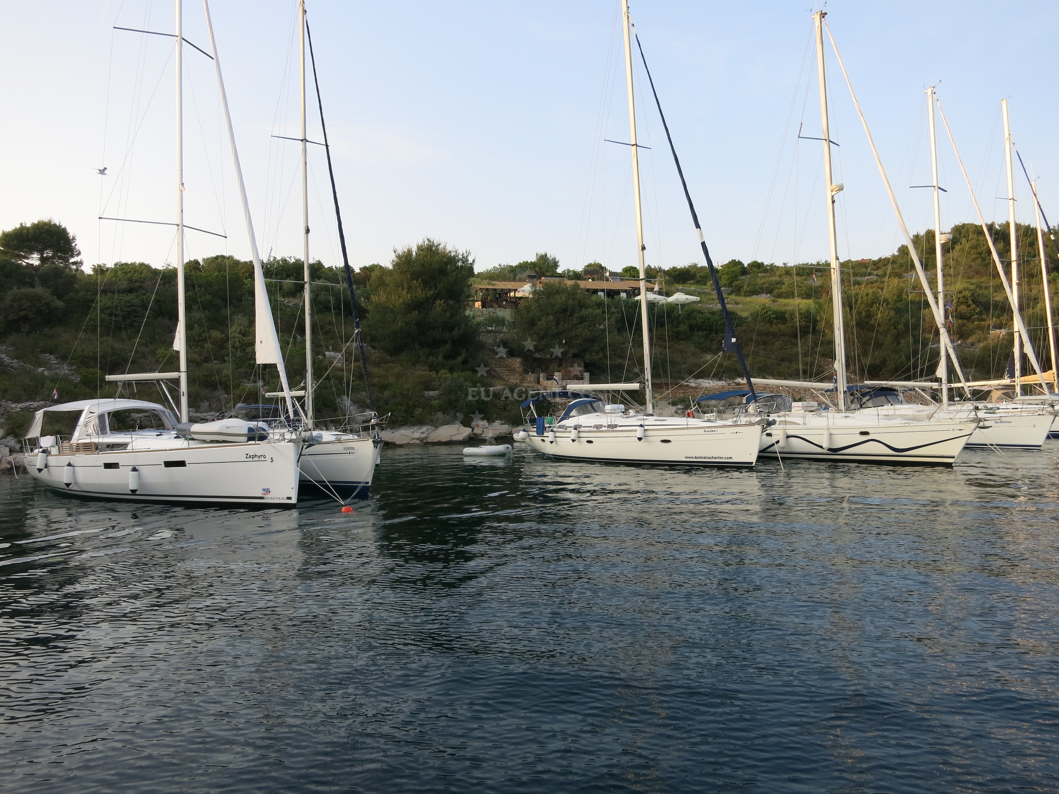 Sesula Bay with Restaurant Sismis and mooring buoys