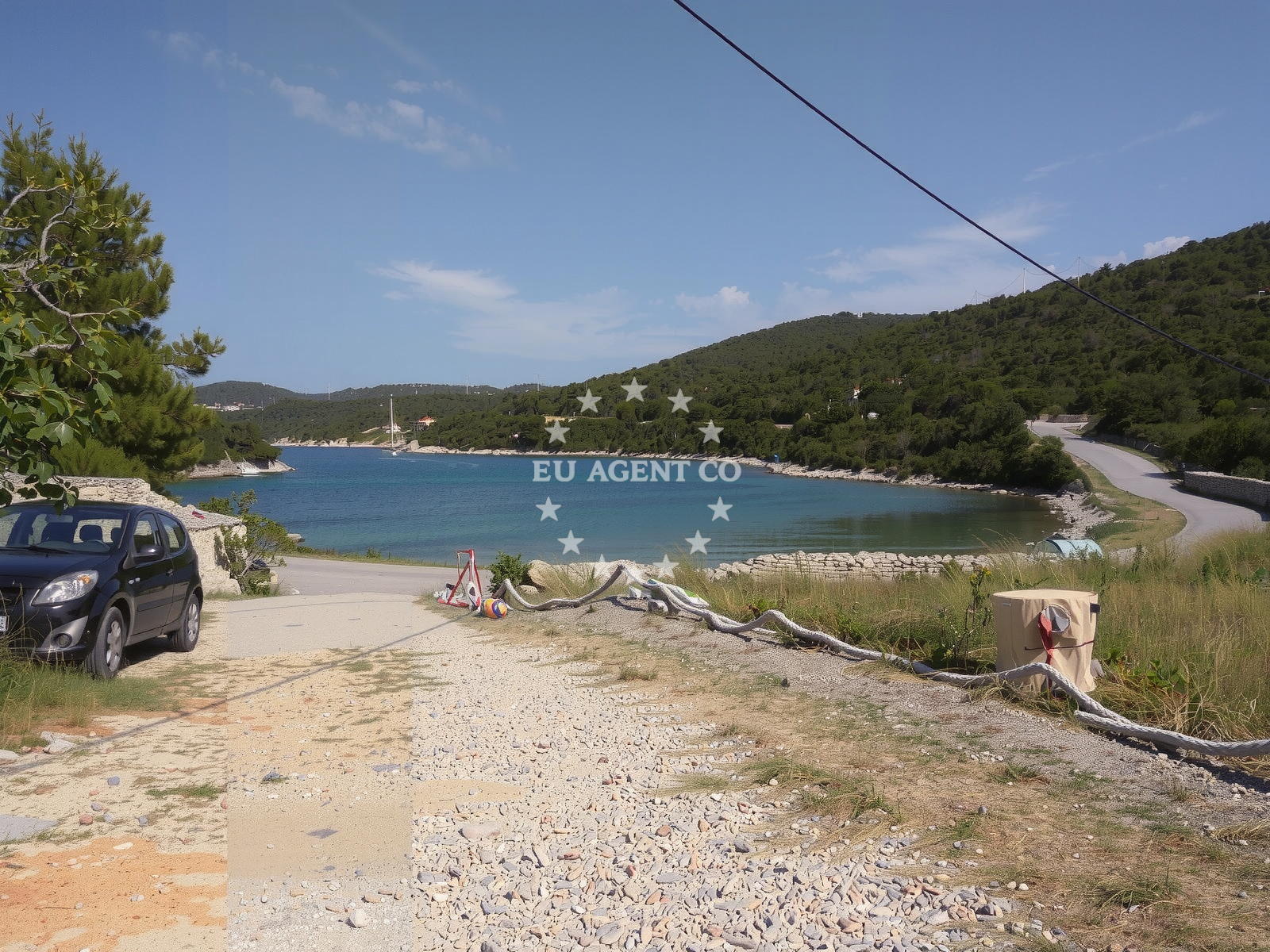 Scenic beaches near Vis jetty, including Hrid Zapad and Rogačić