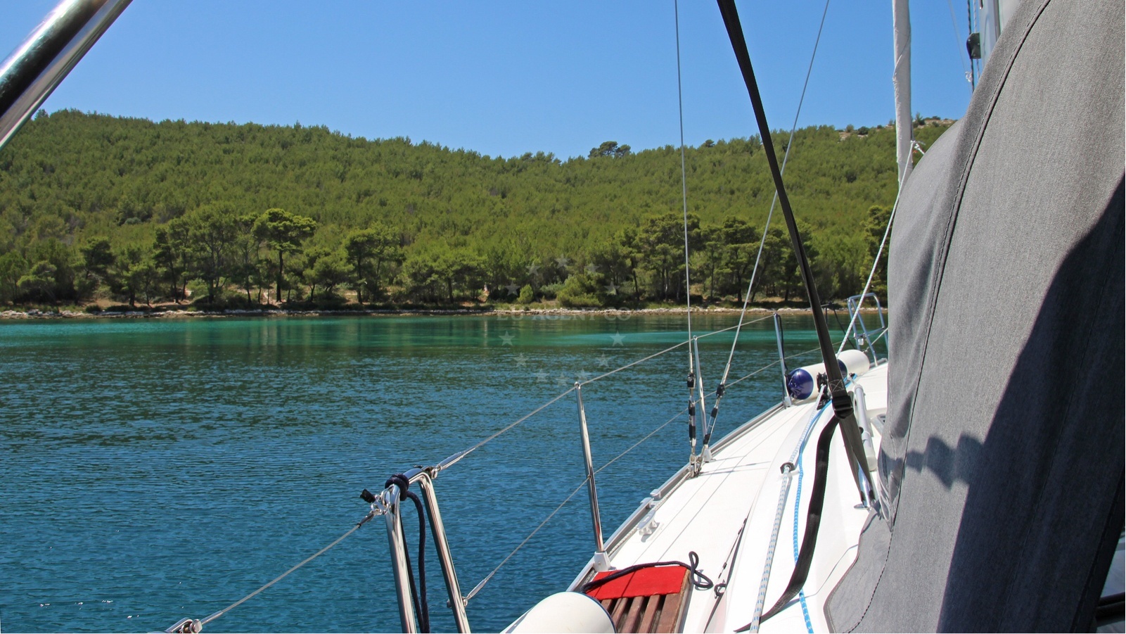 Mariner's perspective of buoy field near Kruševica on Dugi Otok