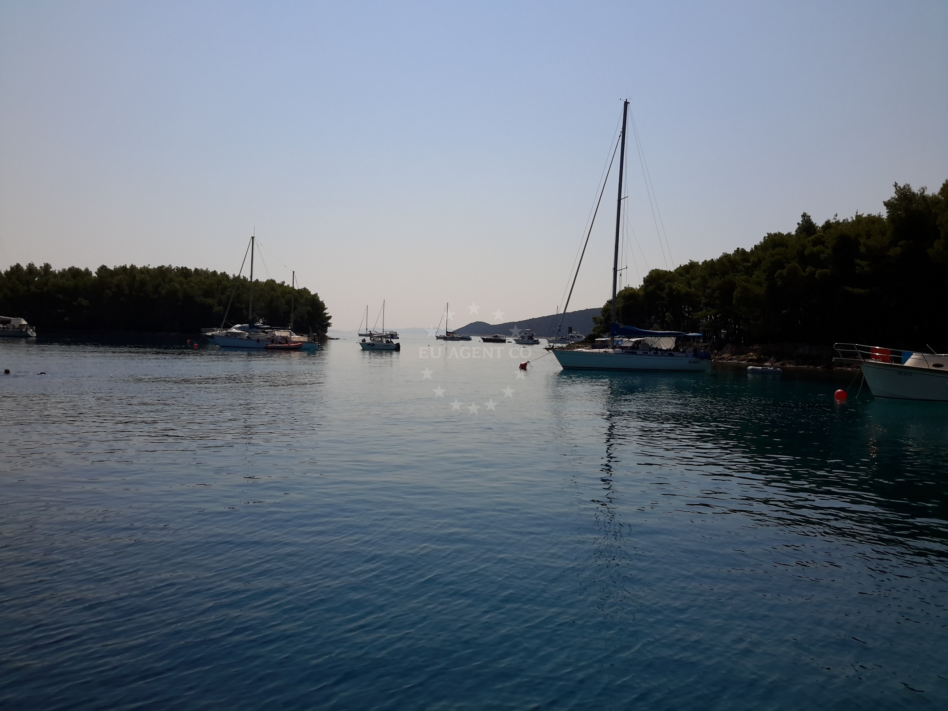 Nautical view of Vodenjak Bay buoy field near Mali Iž