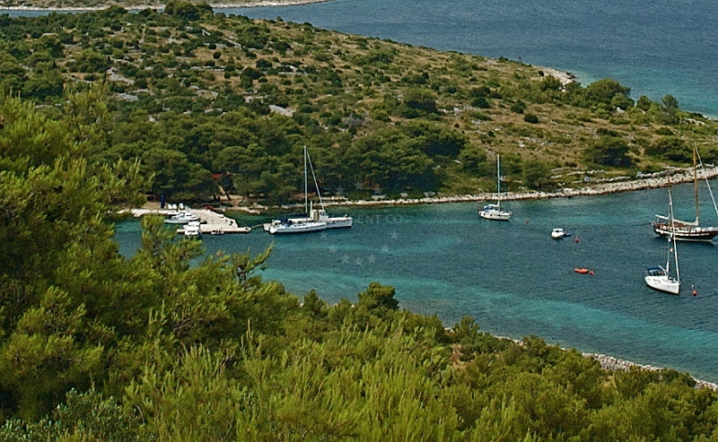 Kakan Jetty with mooring berths and Adriatic Sea in the background