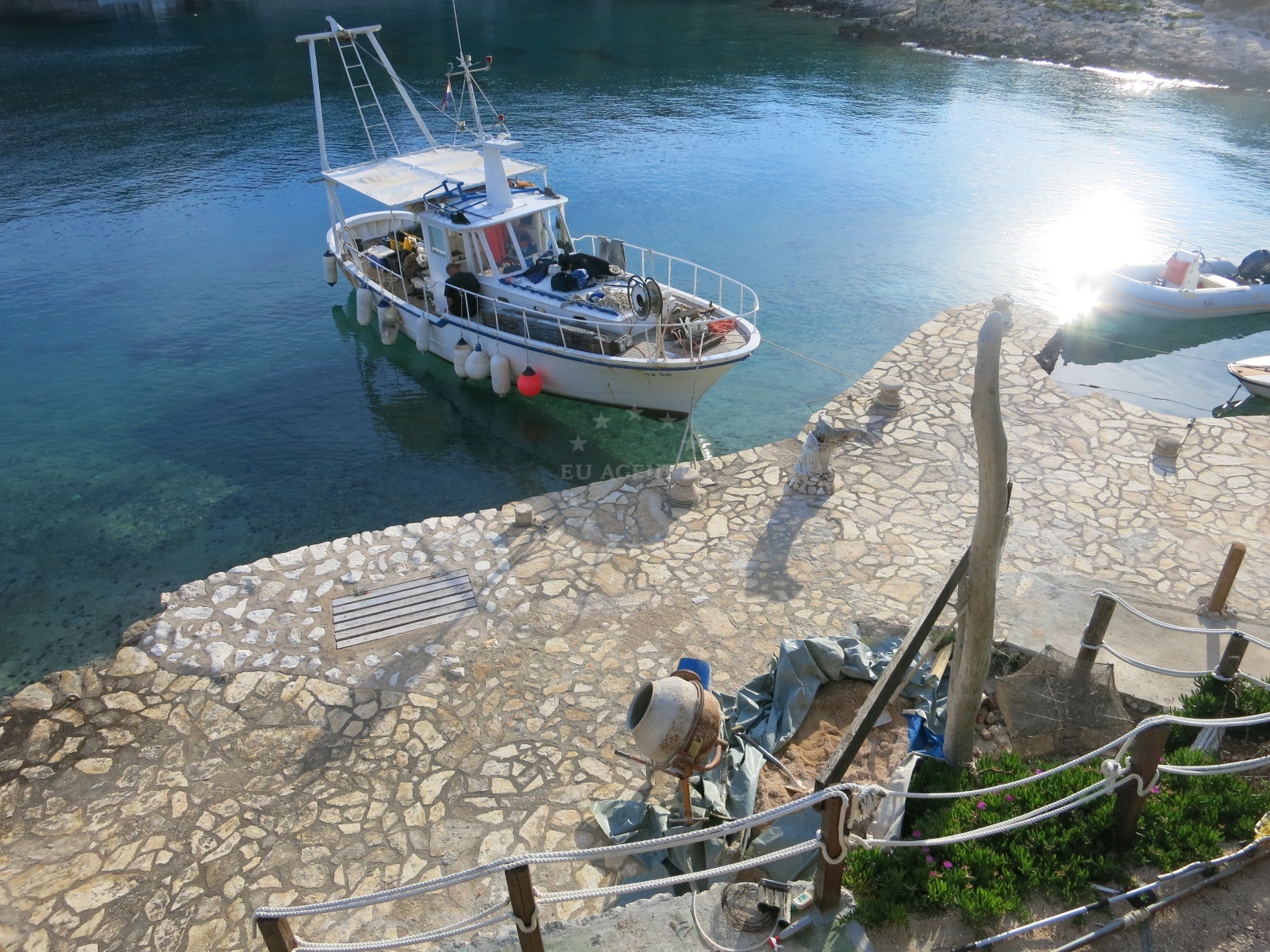 Konoba Nozdra G8 Restaurant with sea views on Kaprije Island, Croatia