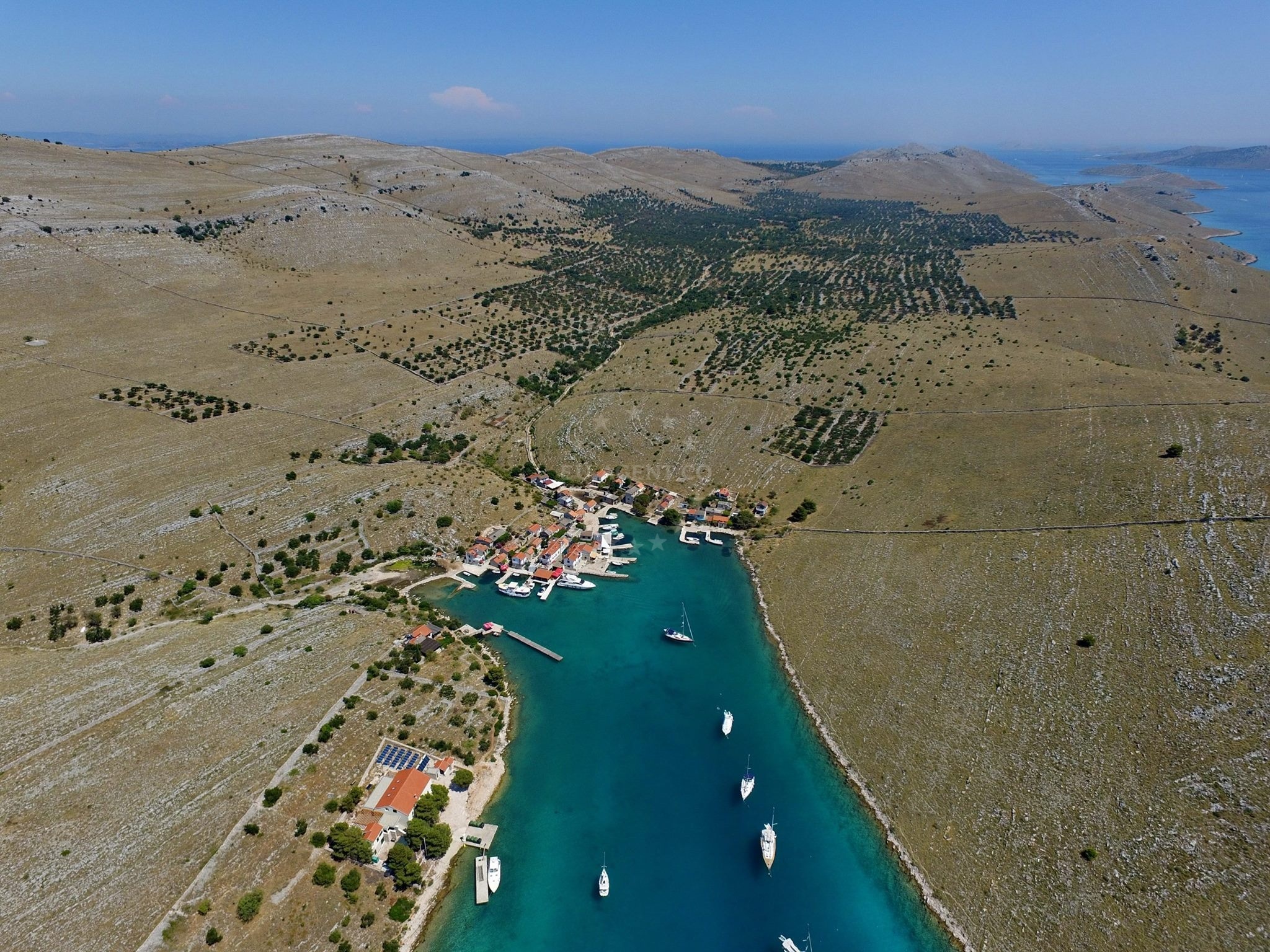 Konoba Ante Quay with nearby Konoba Ante restaurant, Vrulje, Croatia