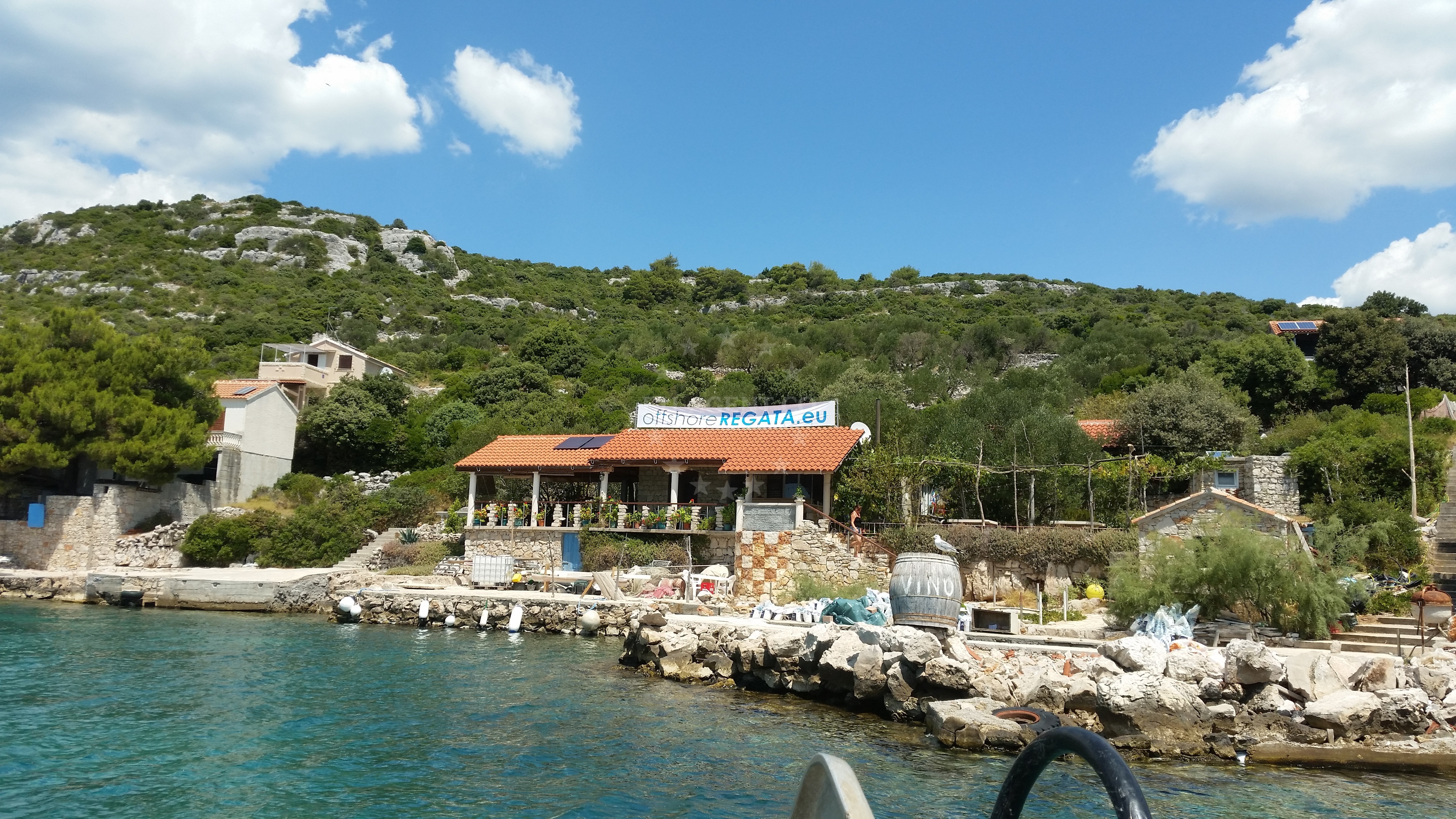 Nautical view of Lanđin Bay with Konoba Landinic buoy field