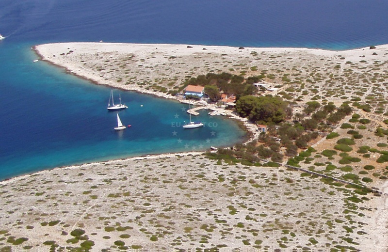 Close-up of mooring berths at Ravni Zakan Jetty, North Dalmatia
