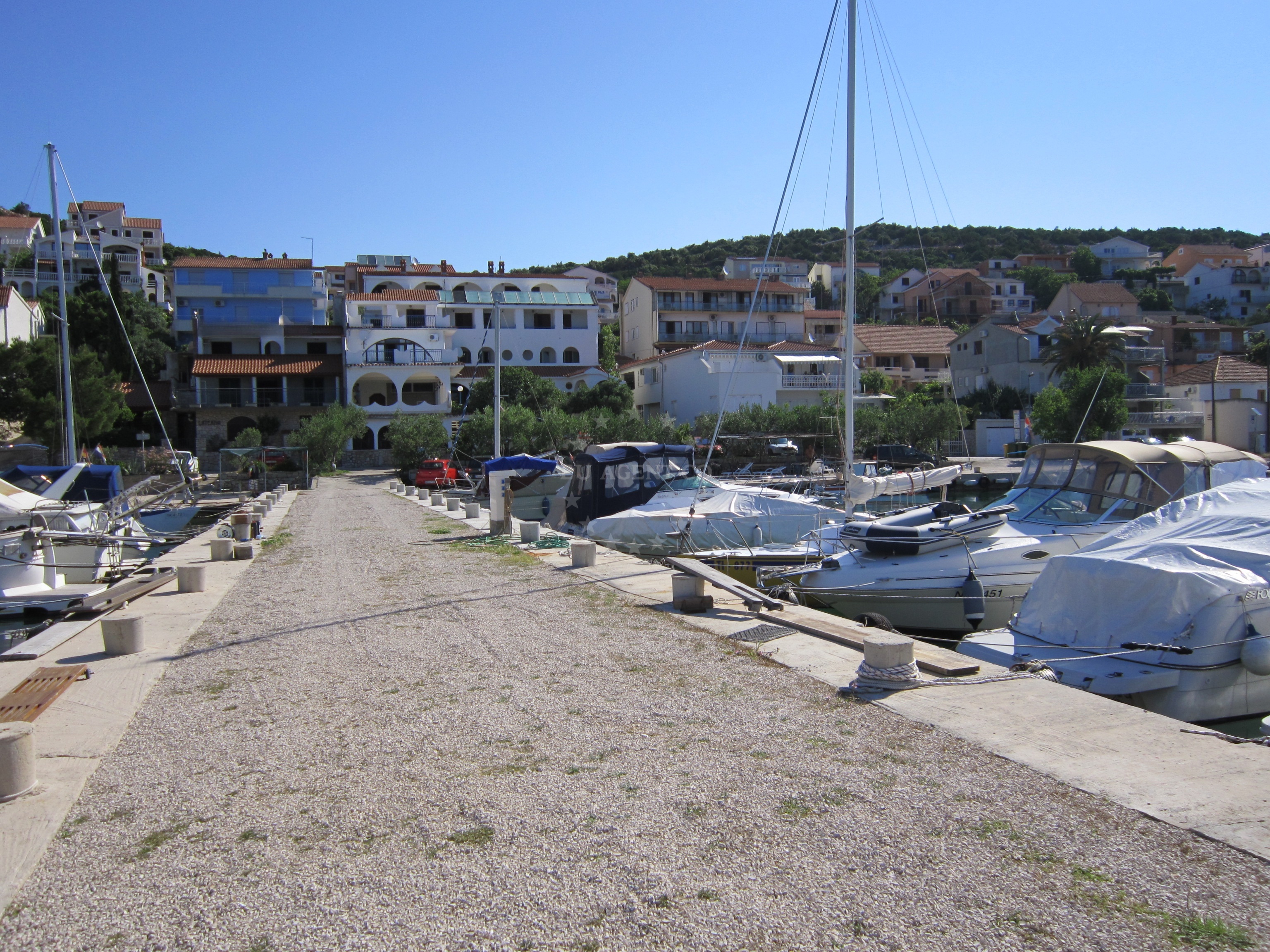 Pension Nikola Jetty in Tisno, North Dalmatia, Croatia