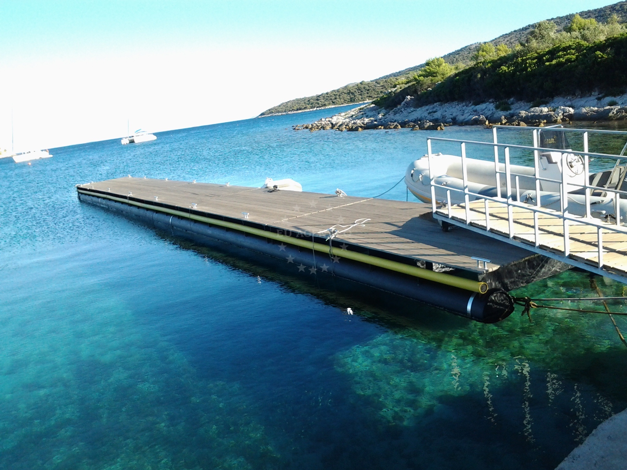 Sandy seabed visibility from Konoba Zmara Jetty, Zut Island, Croatia