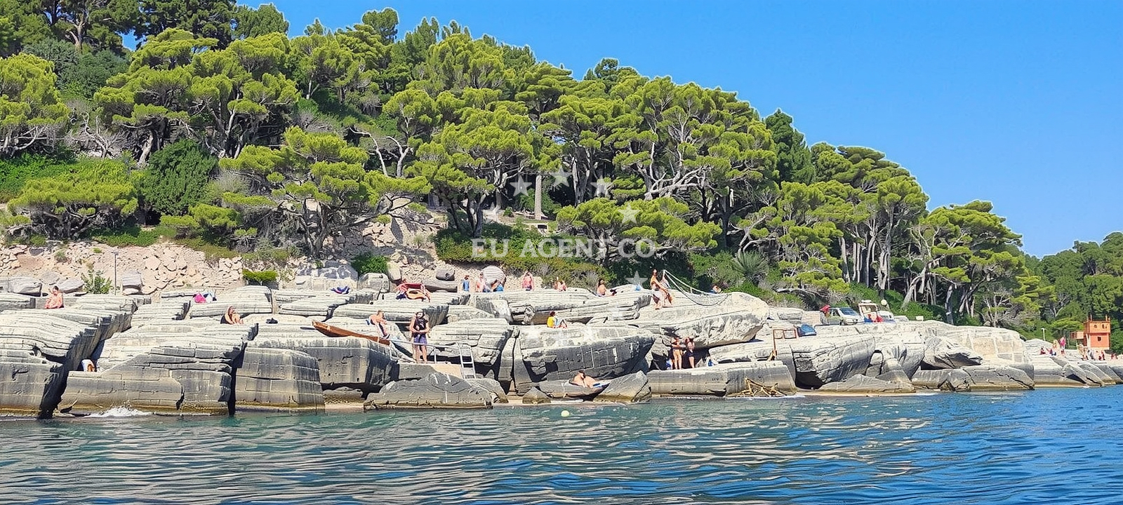 Hiking trail on Lokrum Island near Portoc Jetty