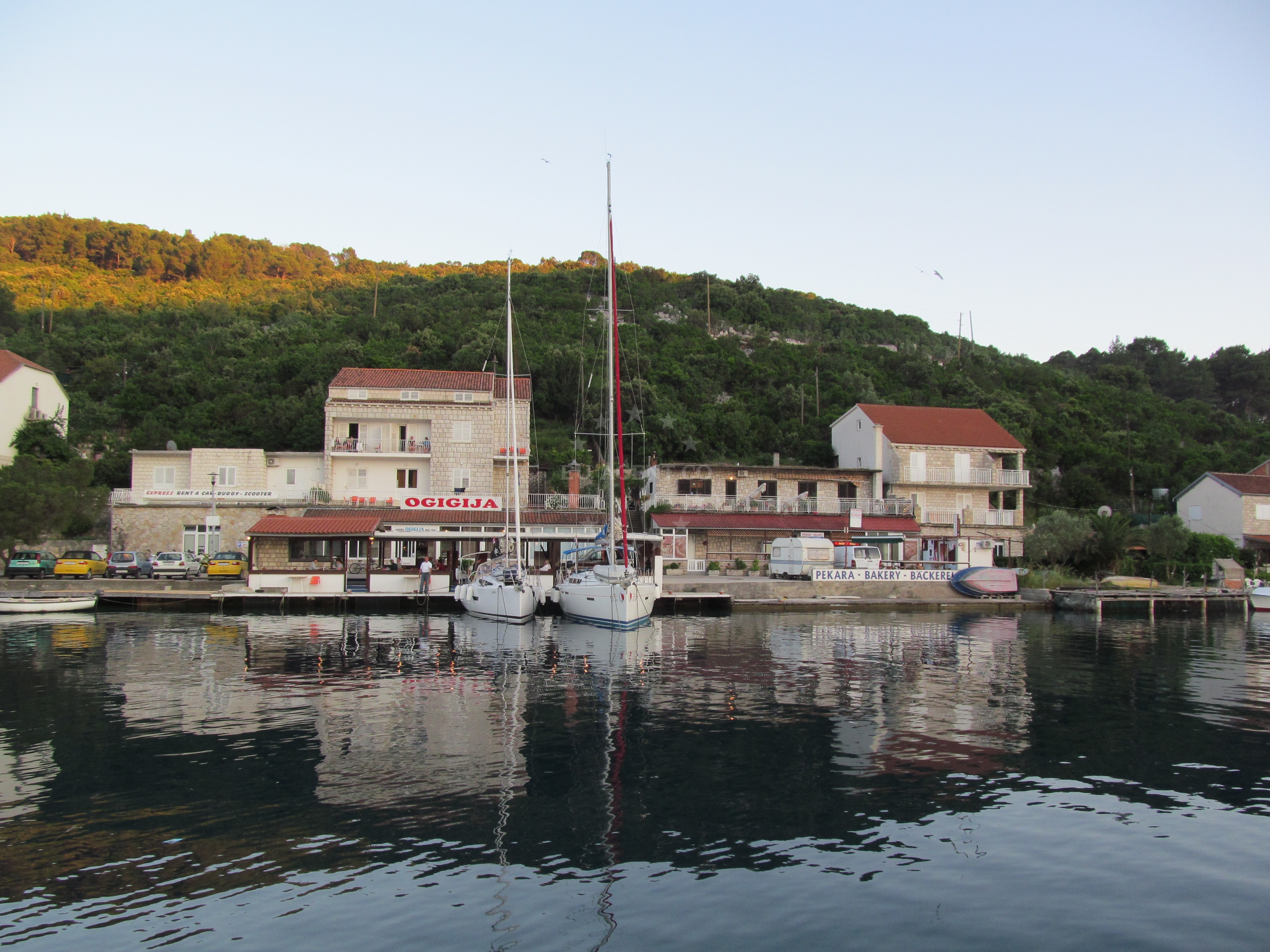 Buoy and stern-line berths at Konoba Ogigija Quay, Mljet