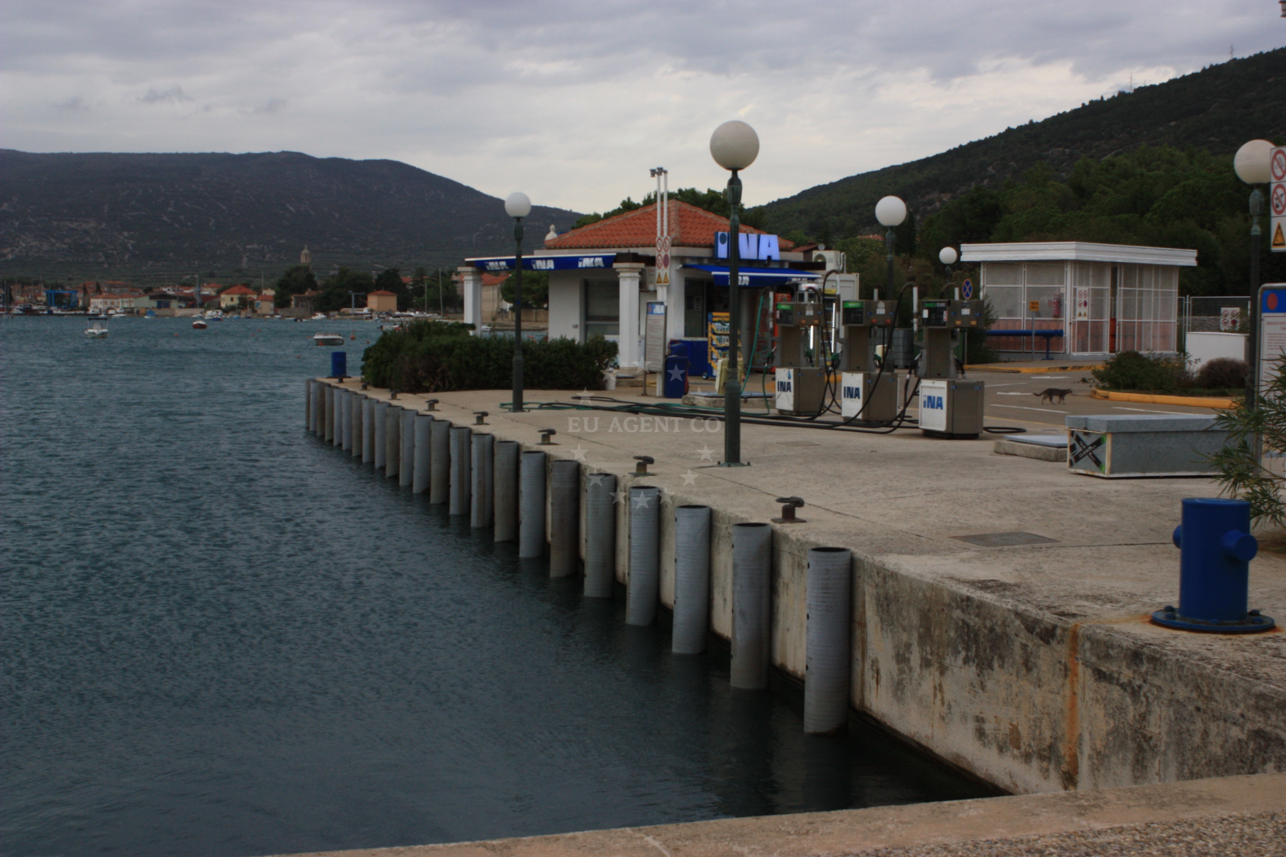 Fuel pumps at Ina station, Cres