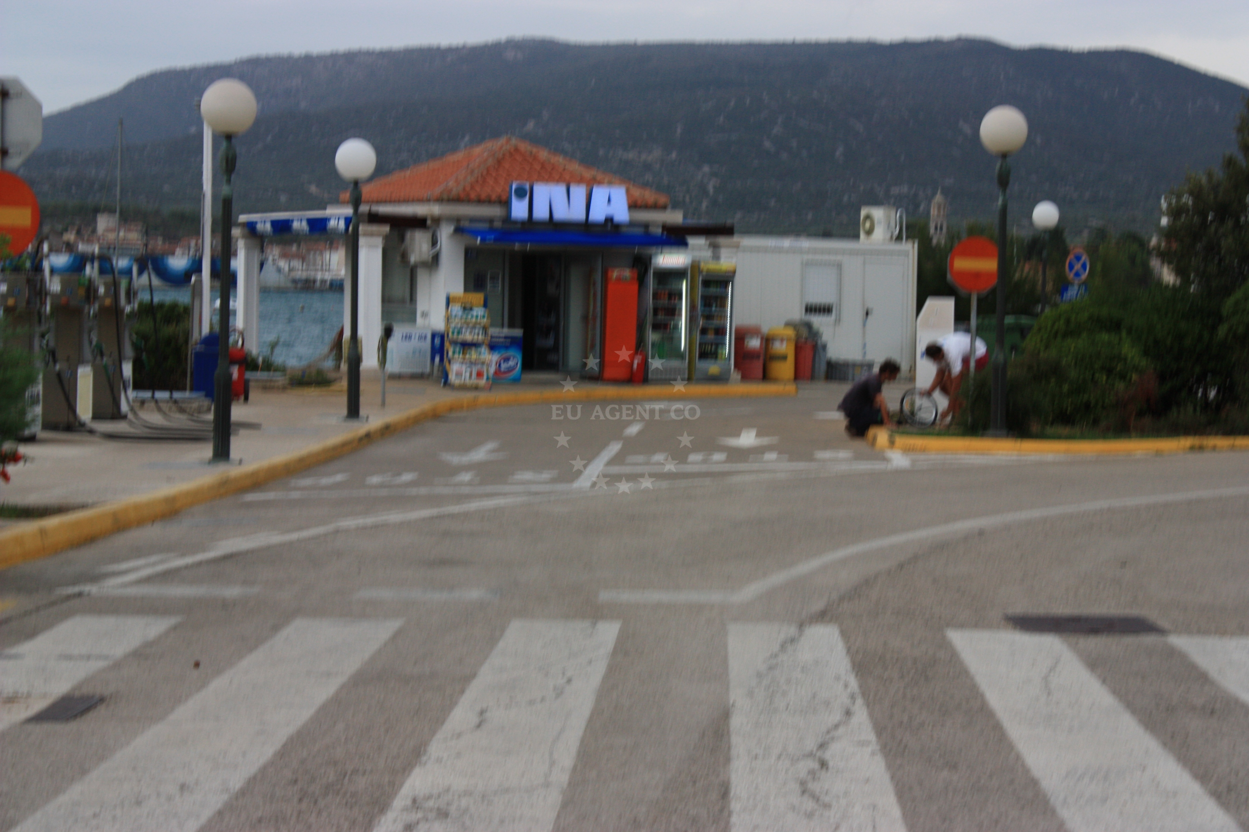 Signage for Ina Fuel Station, Cres