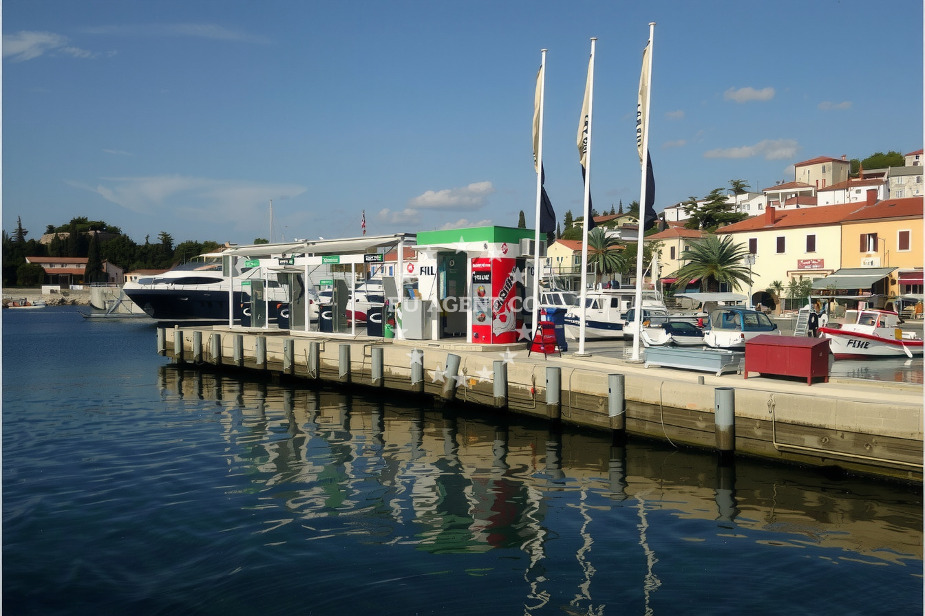 Additional view of Crodux fuel station in Fuel station in Novigrad Istarski, Istria and Kvarner, Croatia photo 5