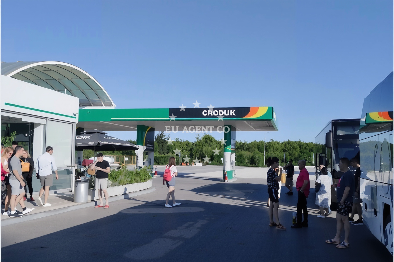 Additional view of Crodux fuel station in Fuel station in Novigrad Istarski, Istria and Kvarner, Croatia photo 9