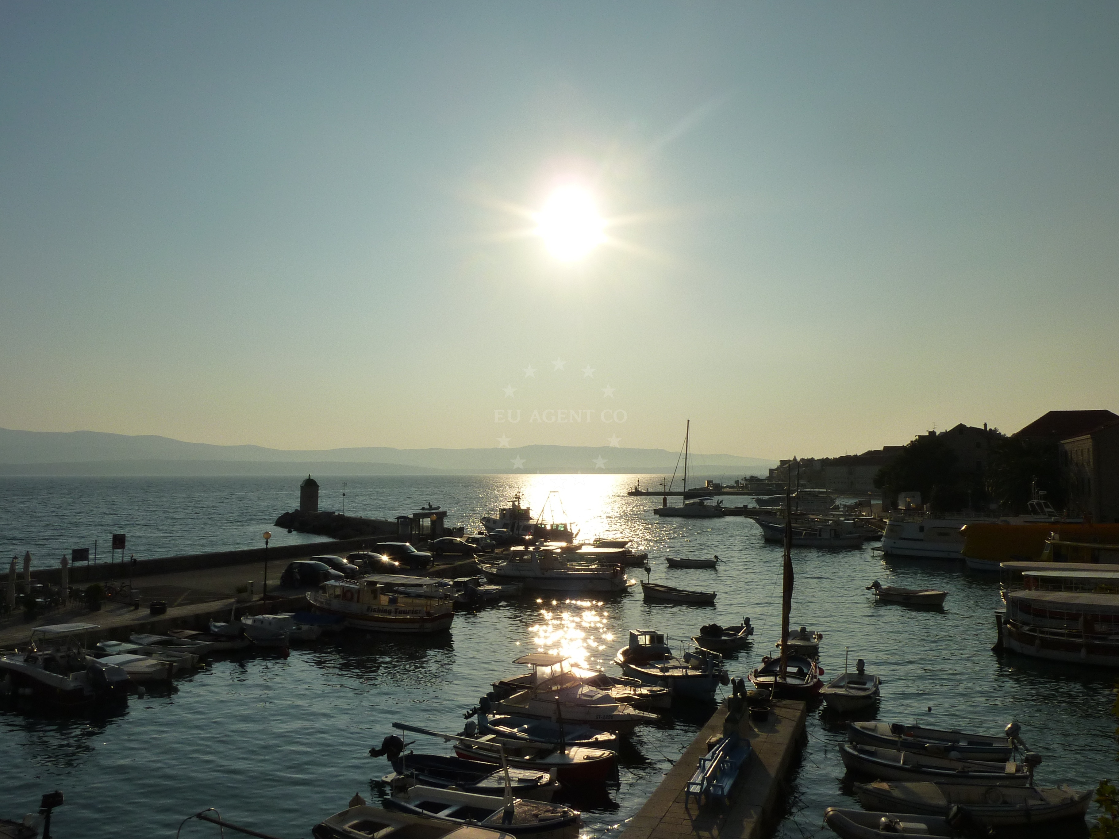 Yachts moored at Bol Harbour