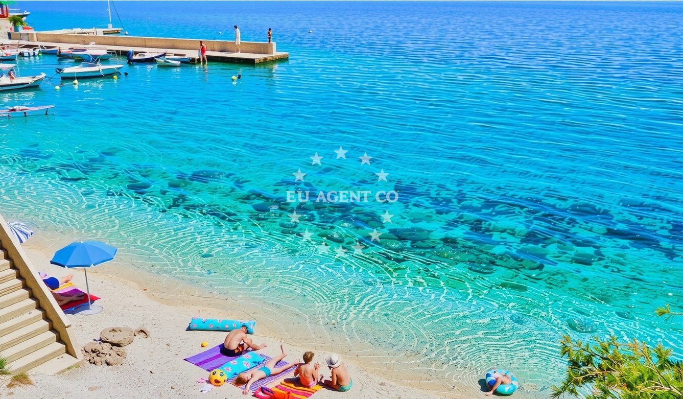 Additional view of Pisak harbor in Harbour in Pisak, Central Dalmatia, Croatia photo 12