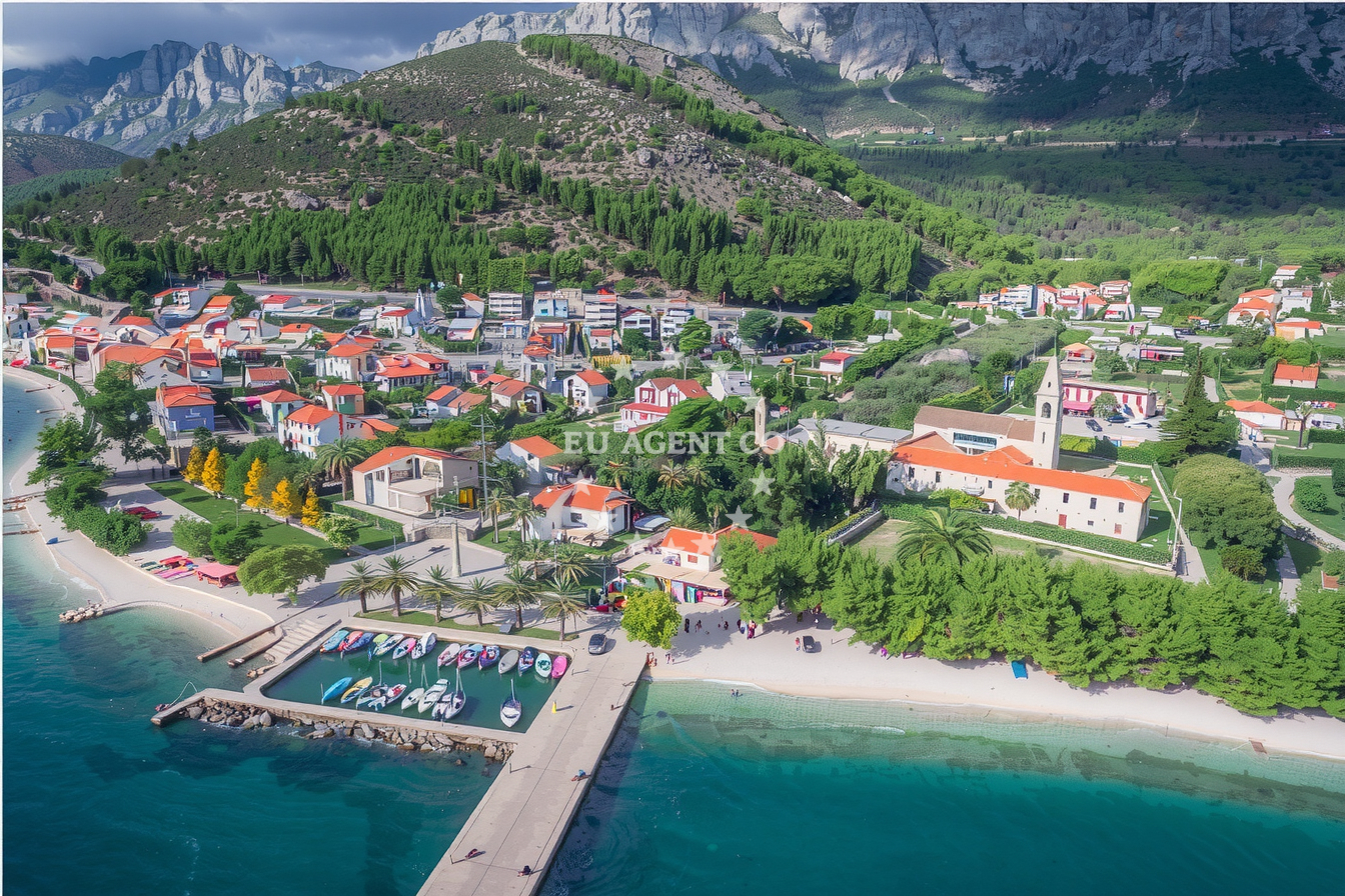 Additional view of Zaostrog harbor in Harbour in Zaostrog, Central Dalmatia, Croatia photo 9