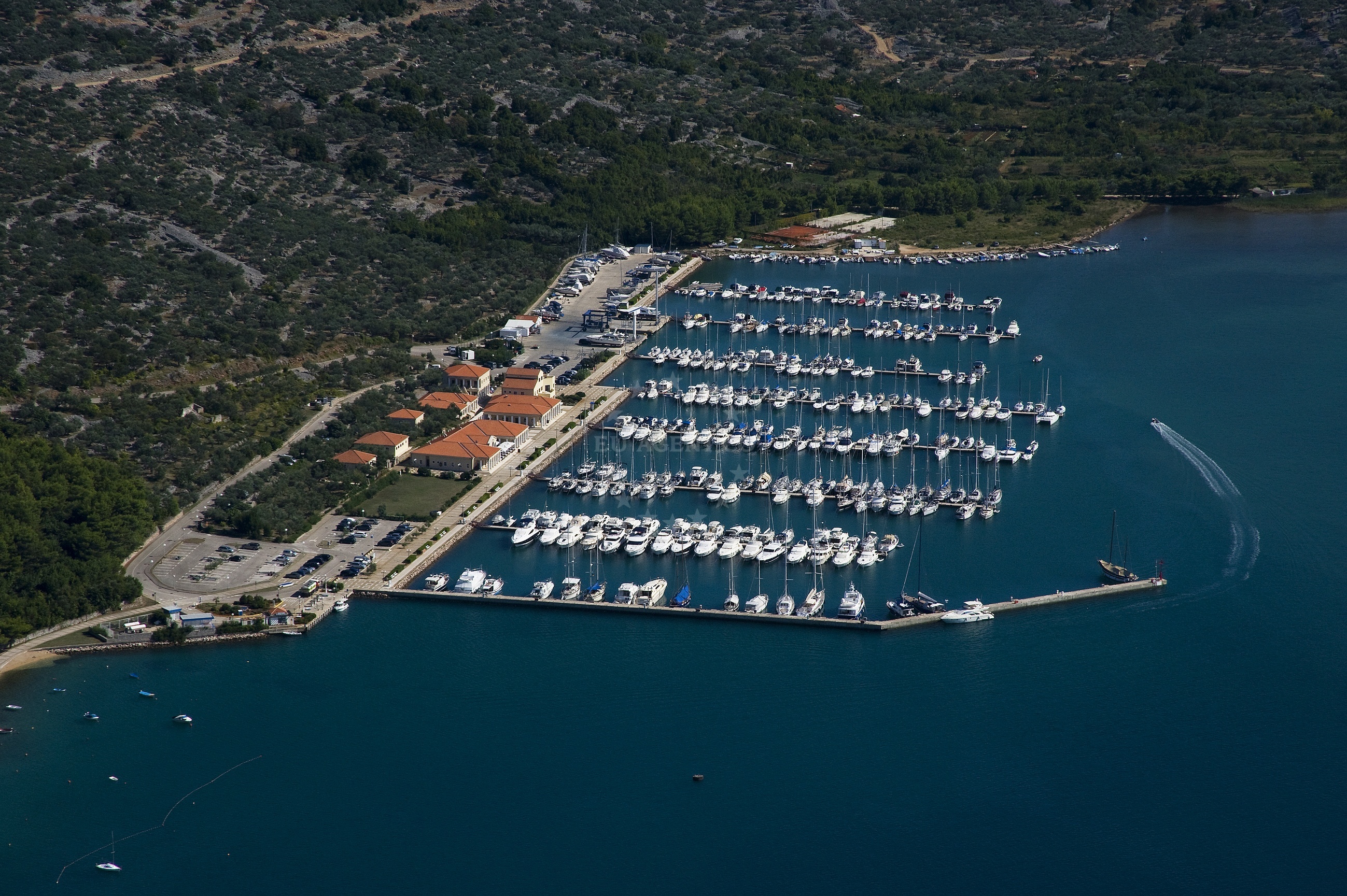 Catamaran docking at Martinscica Harbour