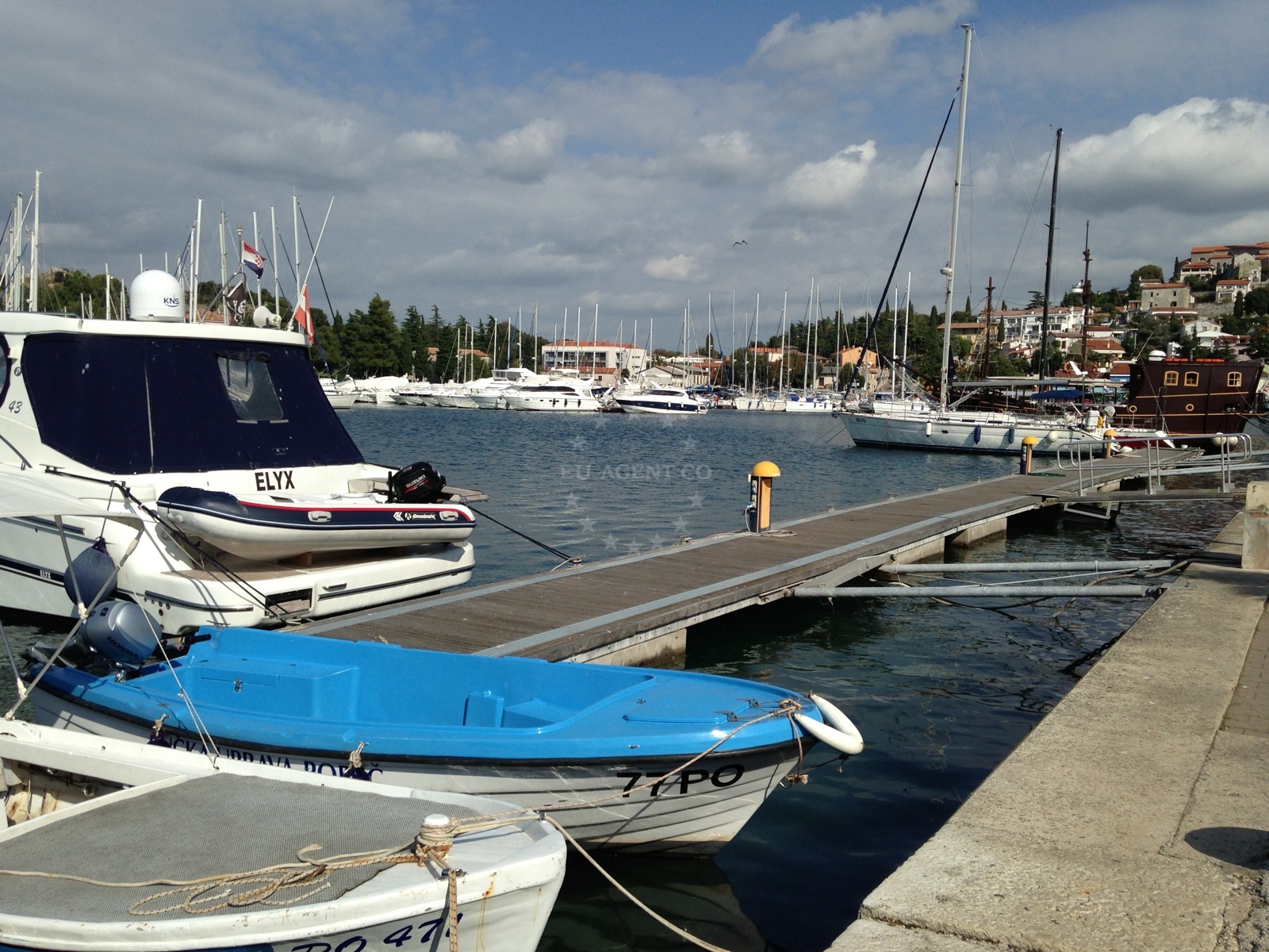 Restaurant Trošt overlooking the harbor in Vrsar