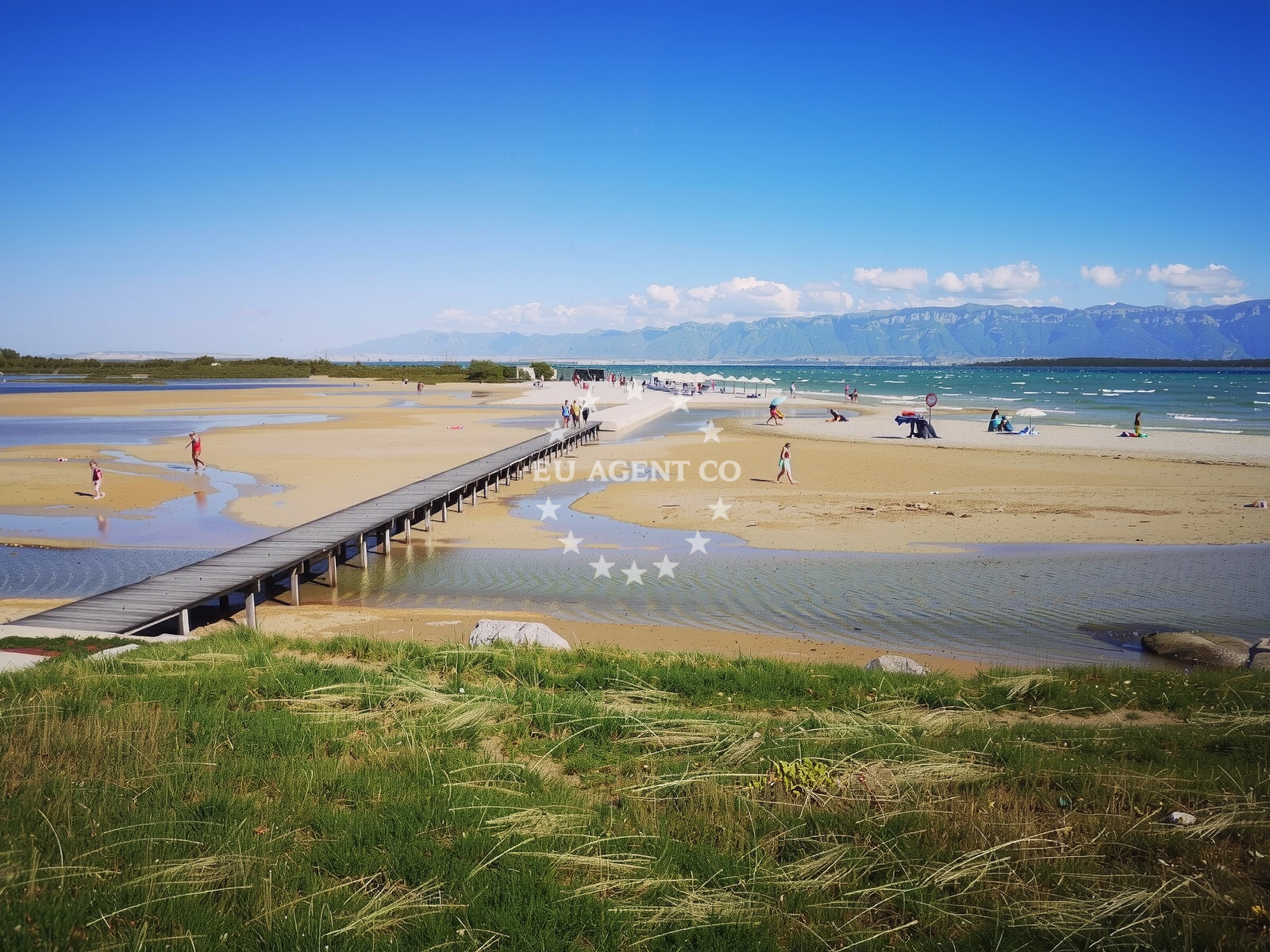 Beaches near Nin Harbour, including Kraljicina Plaza and Plaza Zdrijac