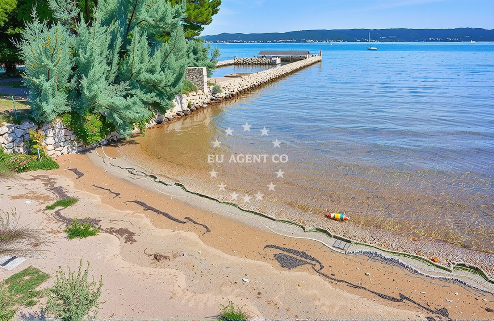 Scenic Pasman Beach near Barotul Harbour