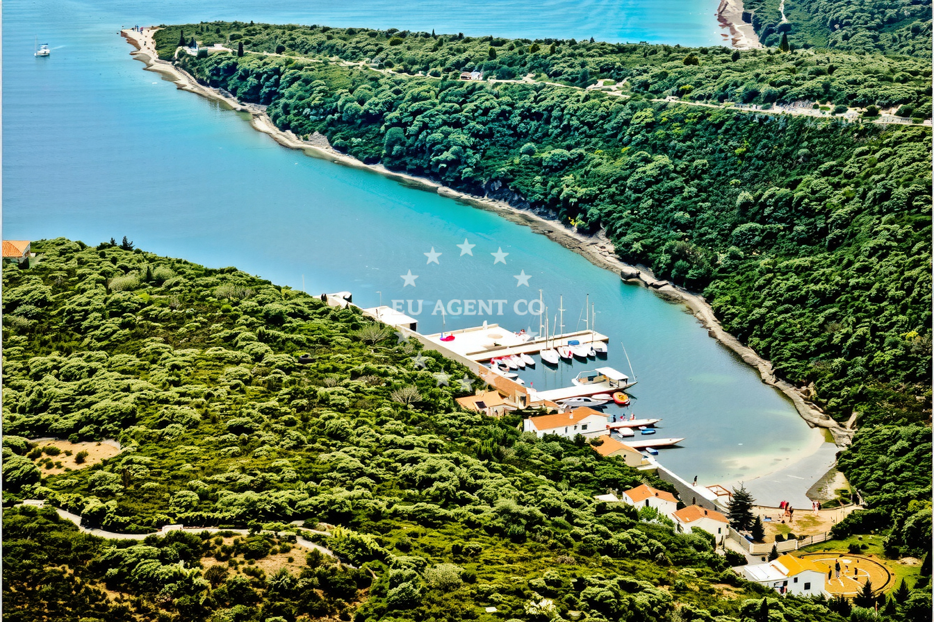 Additional view of Kablin harbor in Harbour in Sestrunj on the island Sestrunj, North Dalmatia, Croatia photo 7