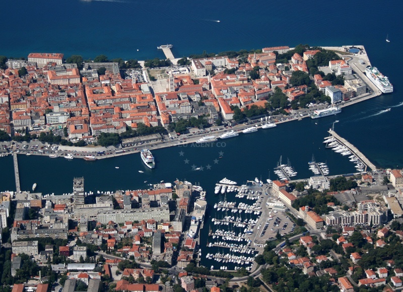 Zadar Harbour entrance with Adriatic Sea view