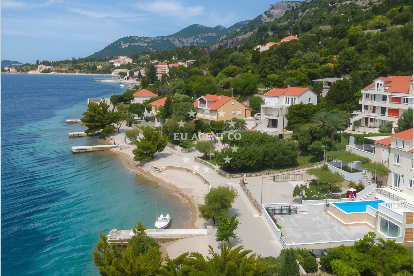 Additional view of Kučišće harbor in Harbour in Kučišće, South Dalmatia, Croatia photo 6