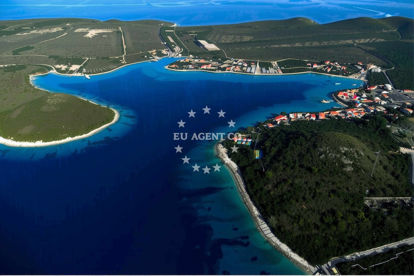 Additional view of Lovište harbor in Harbour in Lovište, South Dalmatia, Croatia photo 12