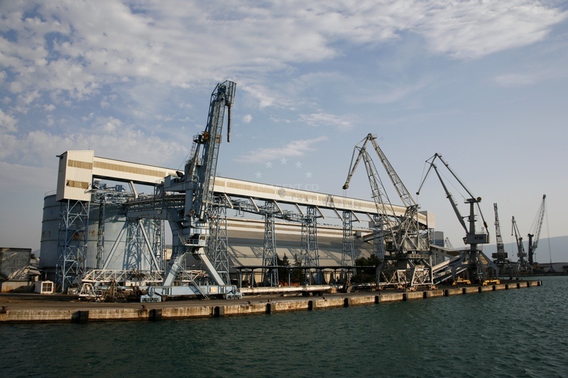 Fuel station and mooring facilities at Ploce Harbour
