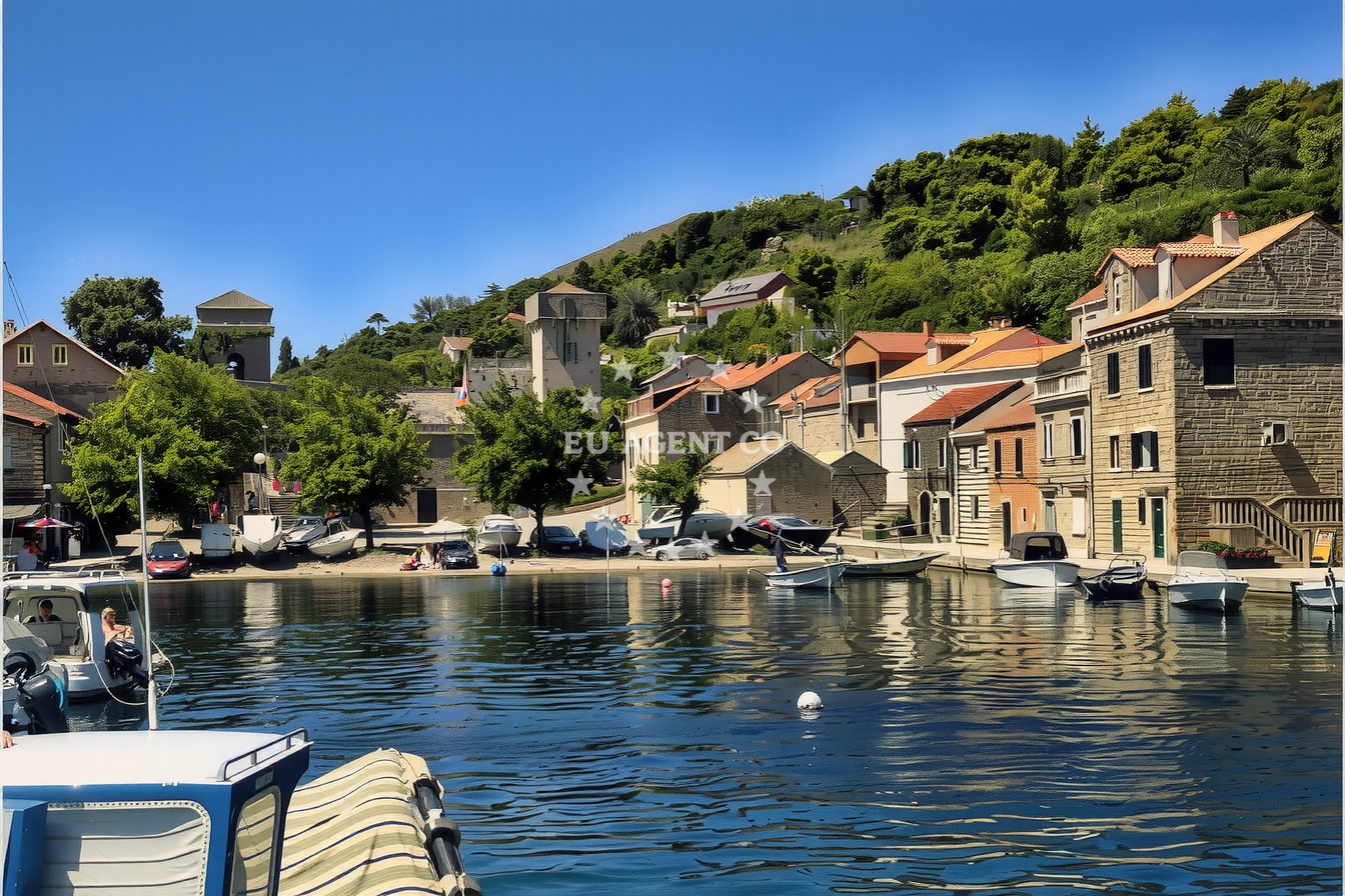 Additional view of Suđurađ harbor in Harbour in Suđurađ on the island Šipan, South Dalmatia, Croatia photo 15