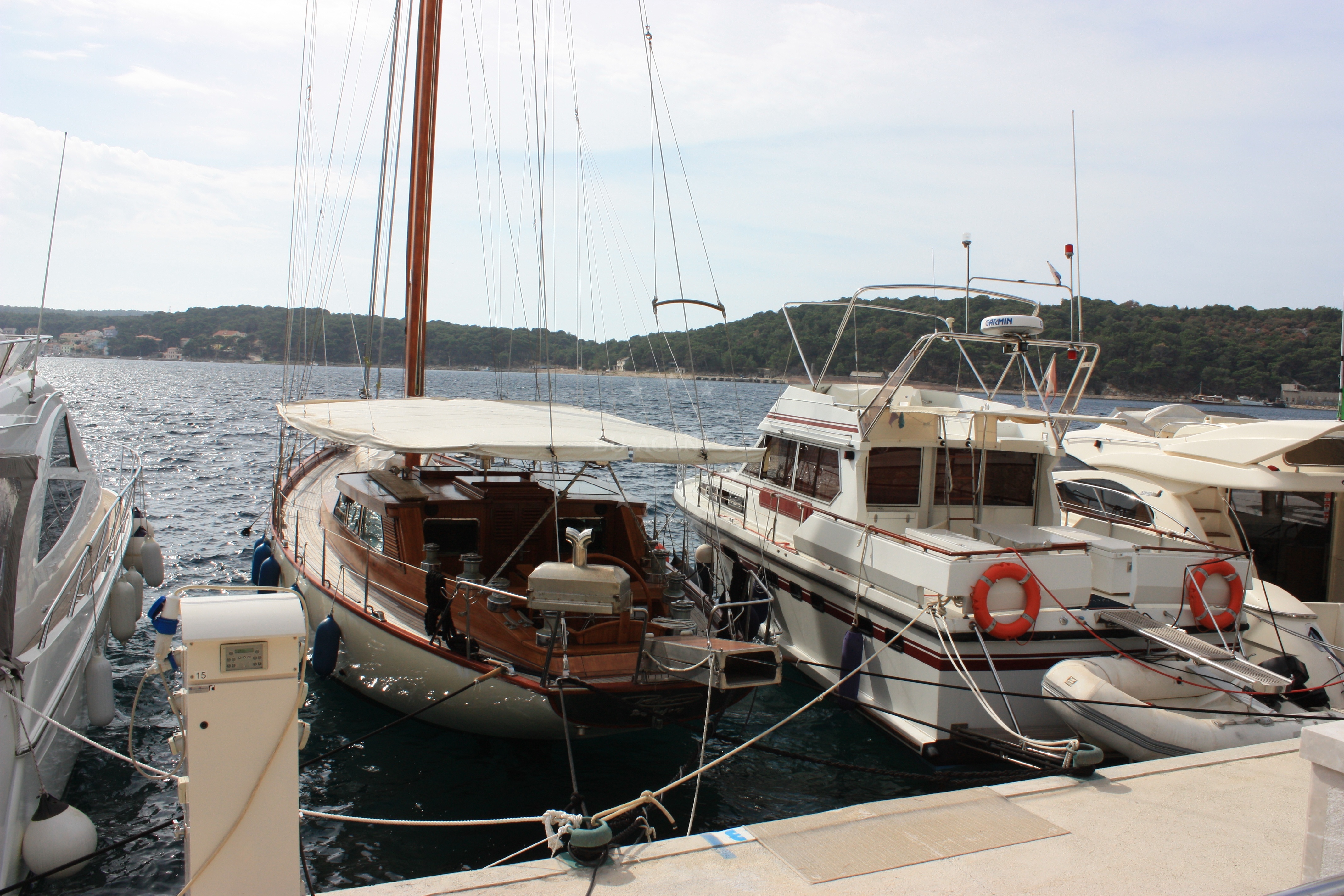 Y/C Marina Mali Lošinj with nearby Kadin Beach
