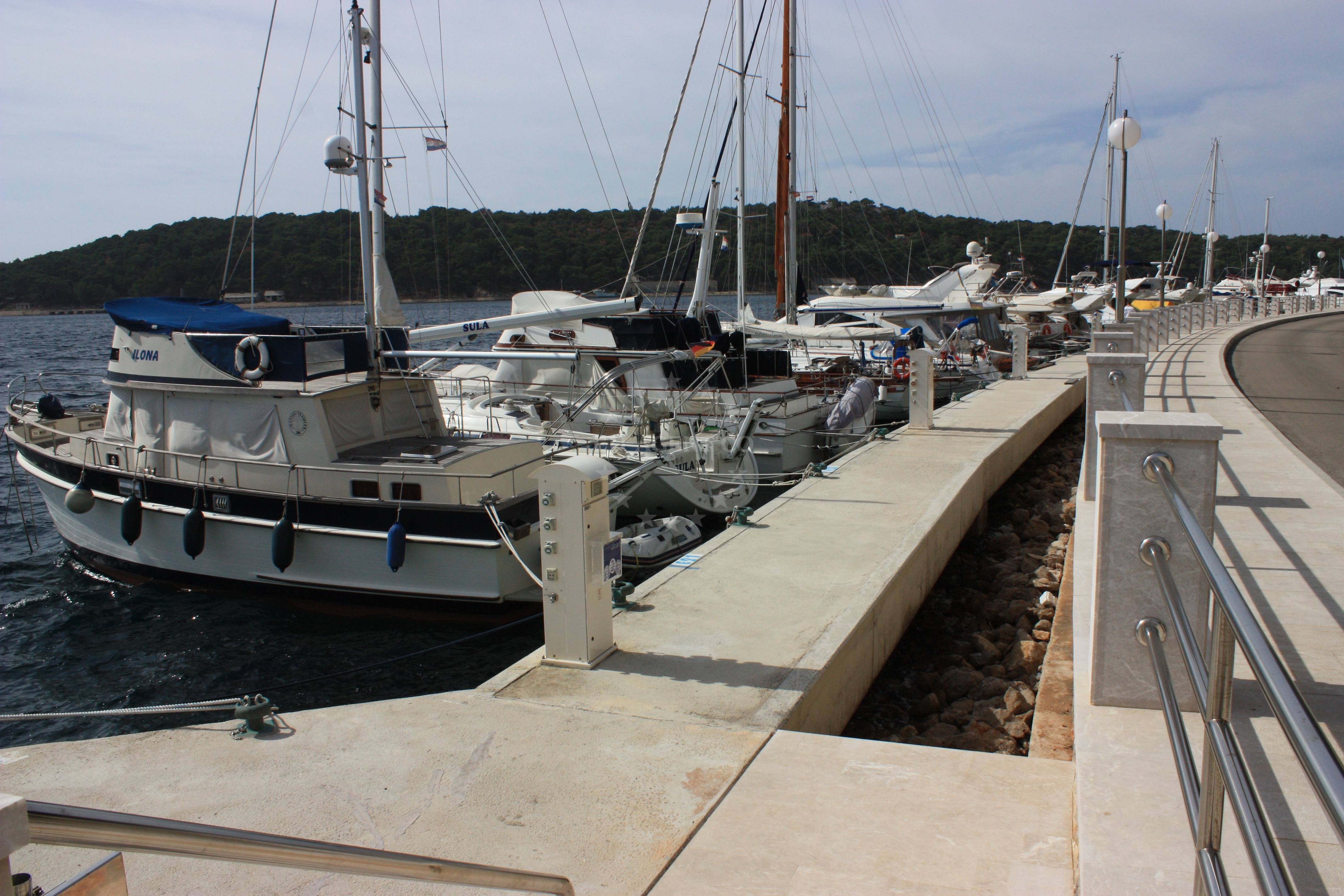 Marina Lošinj and Y/C Marina Mali Lošinj location