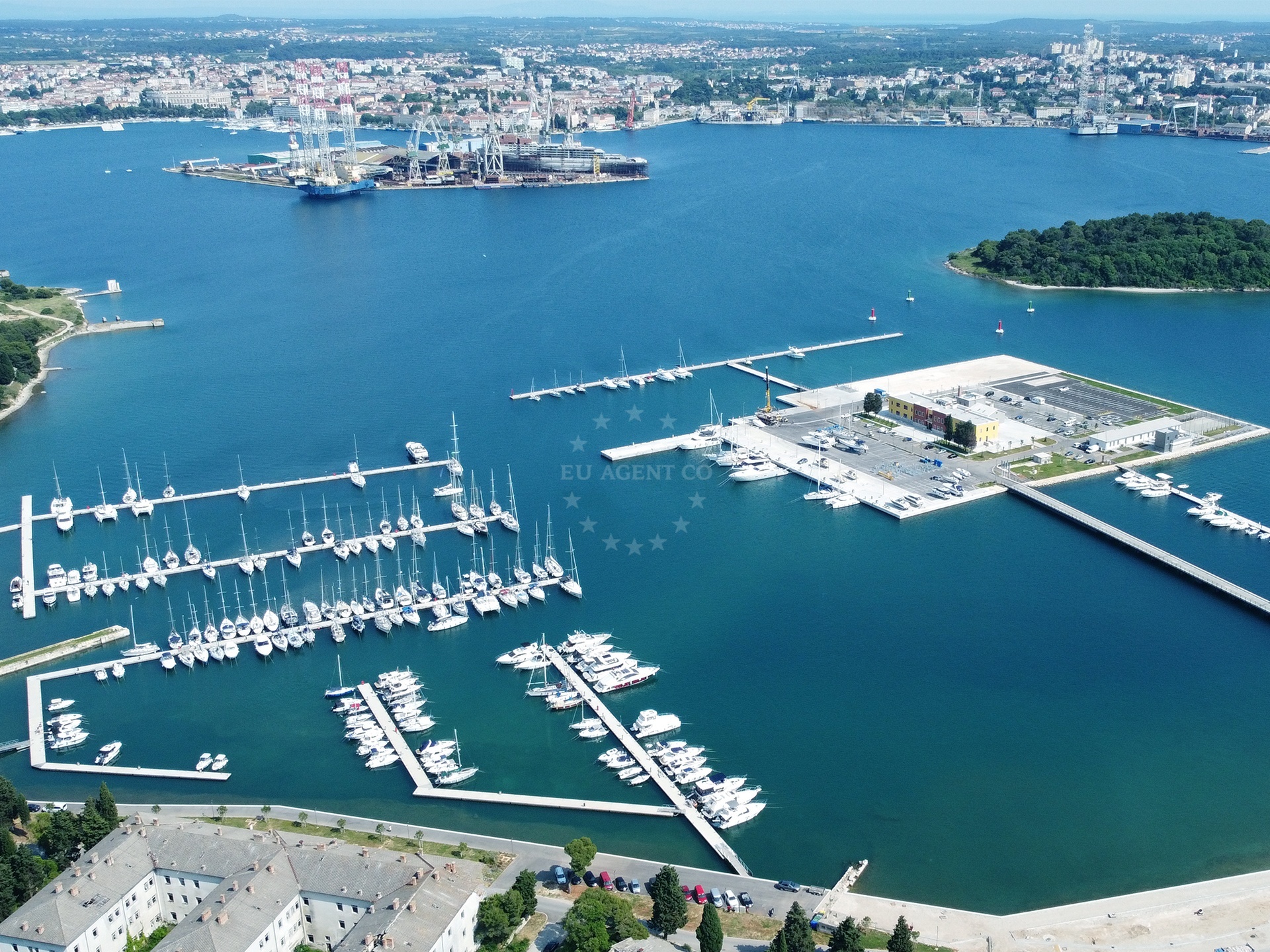 Marina Polesana in Pula's protected bay with floating jetties