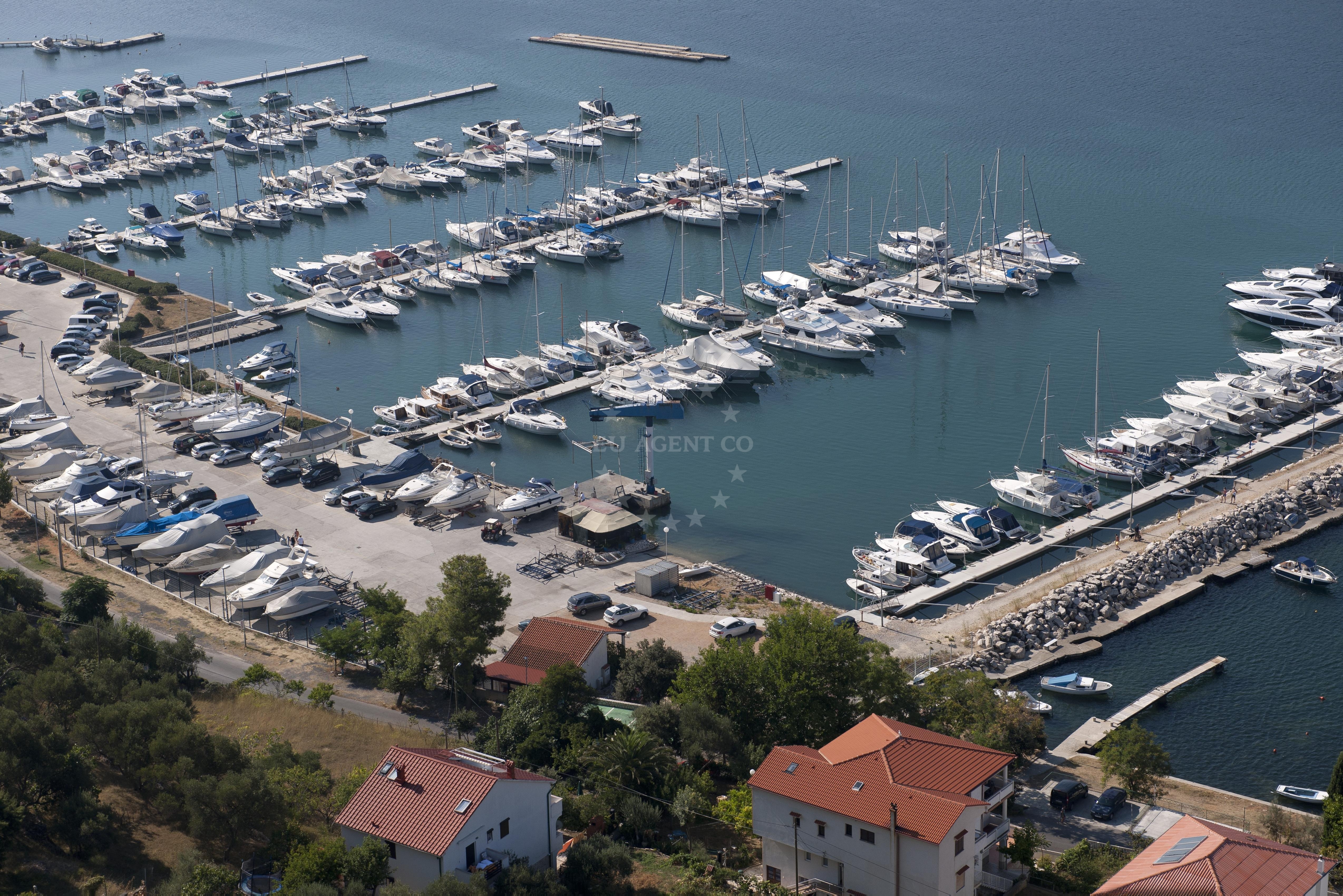 Marina facilities and berths at ACI Marina Supetarska Draga